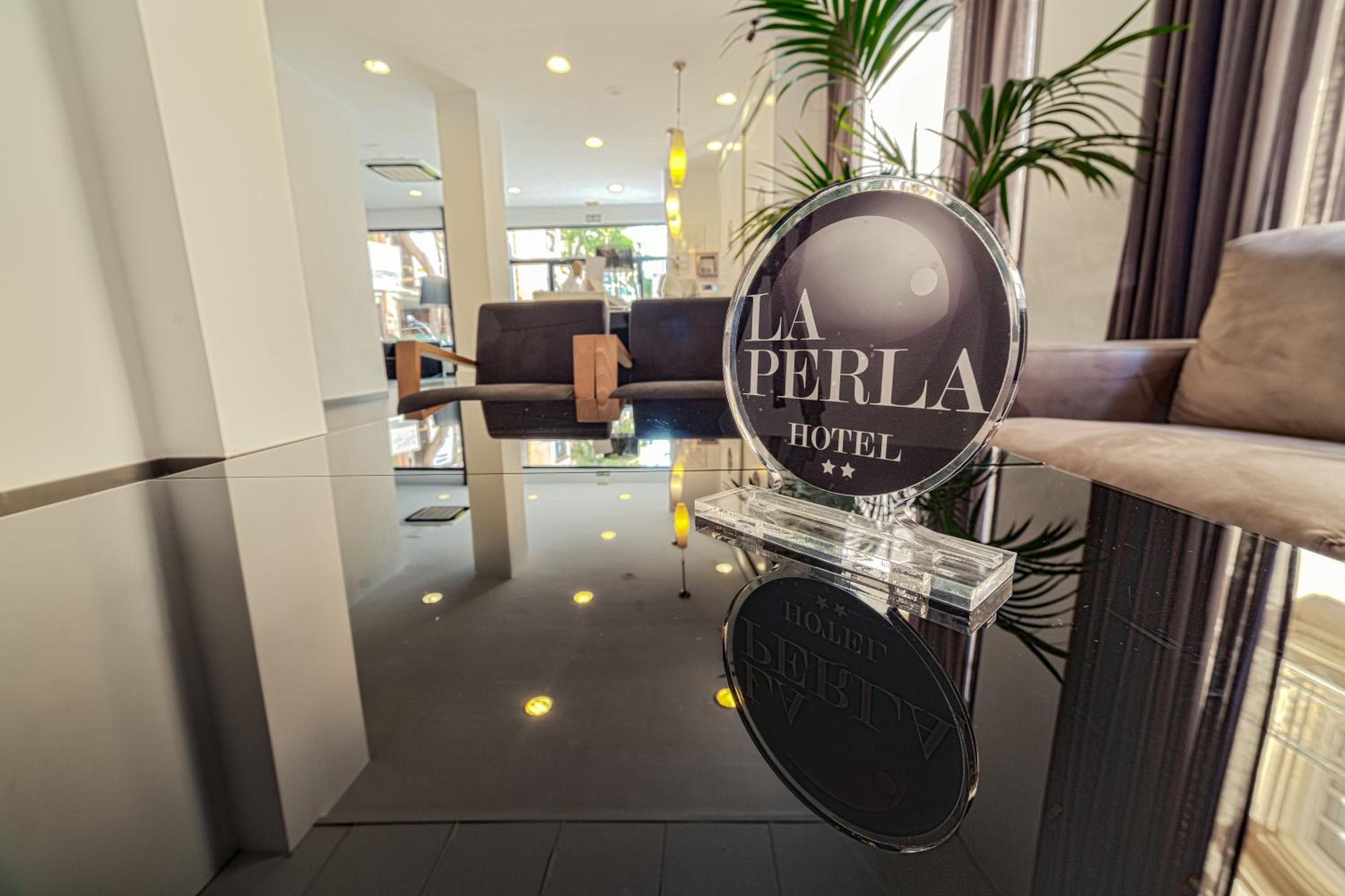 hotel reception