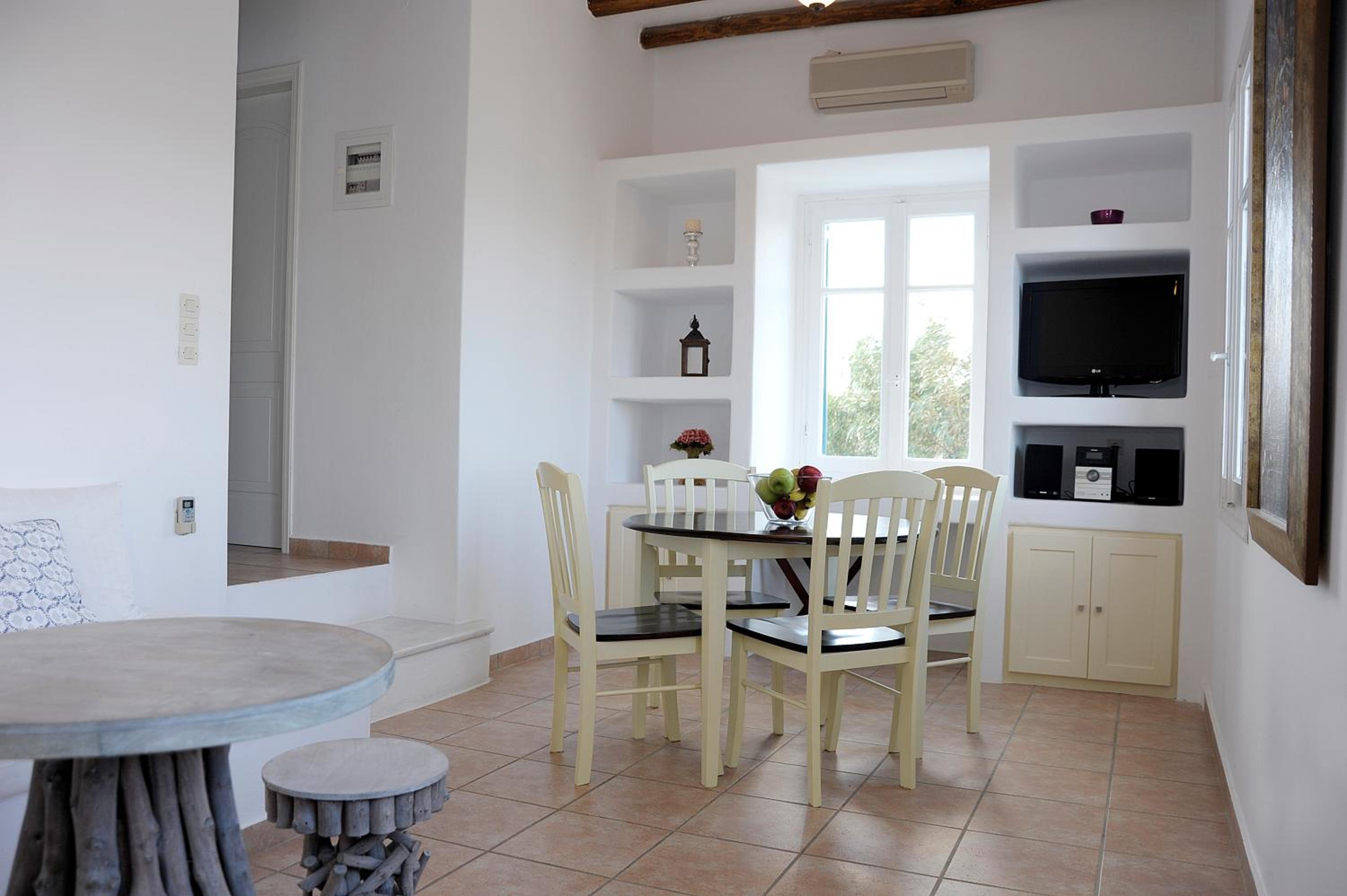 Kostantakis Residence & Winery