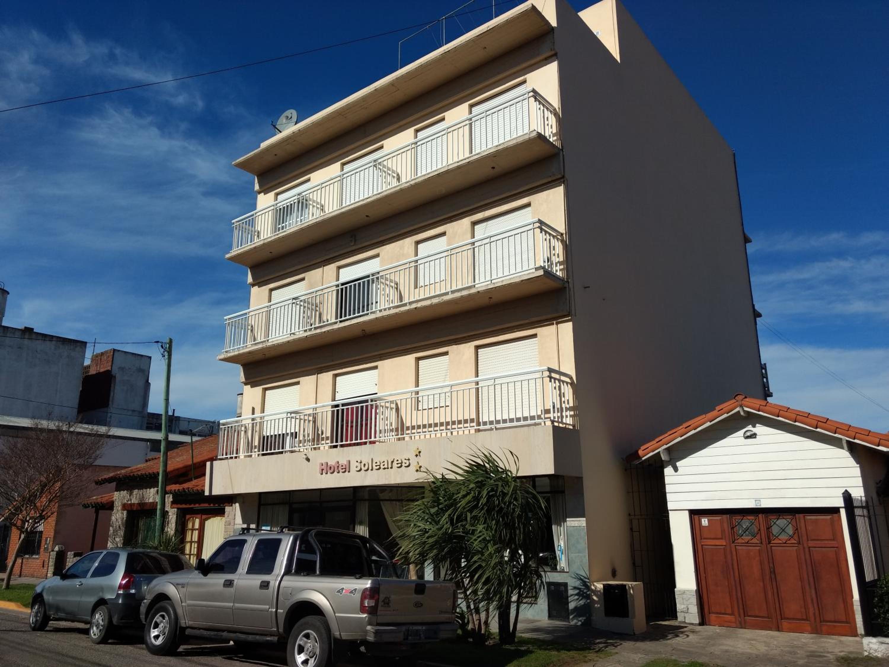 Hotel Soleares