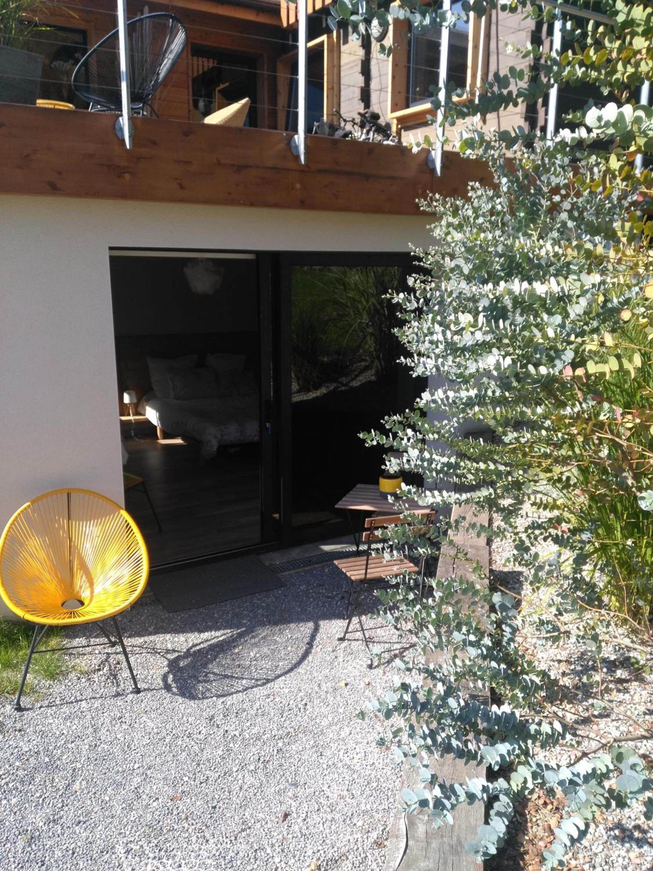 Le chalet du Lac view 2