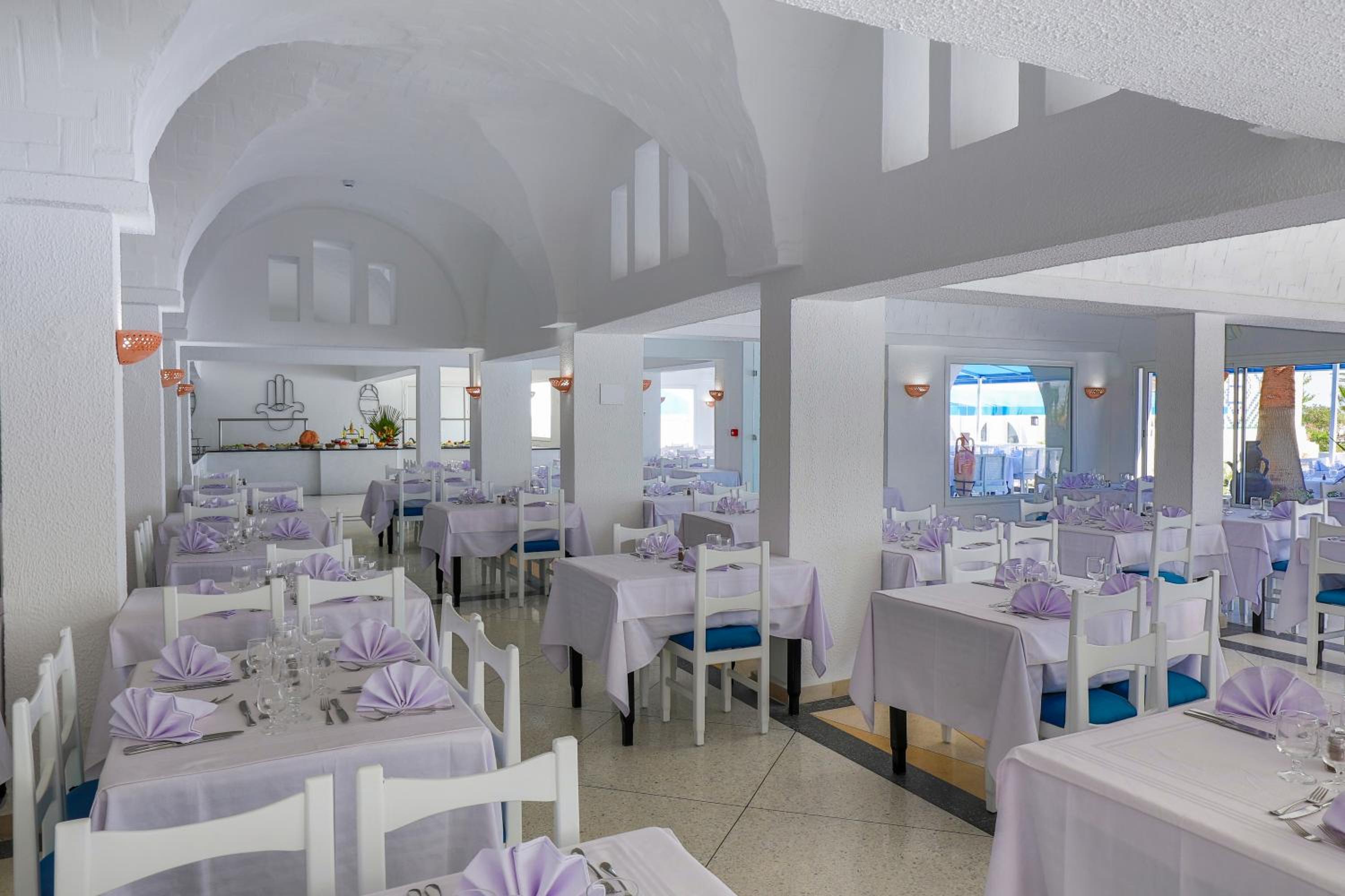 restaurant