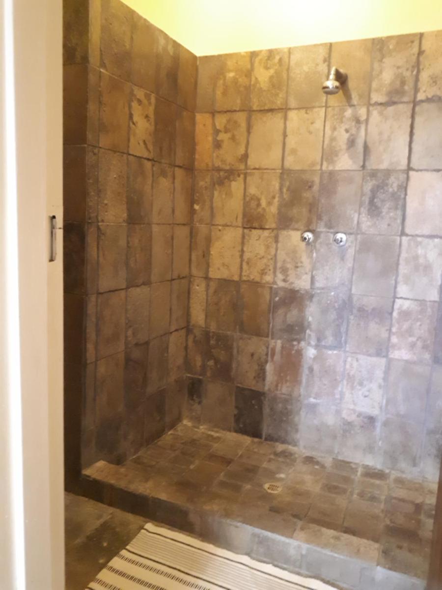 Photo 33