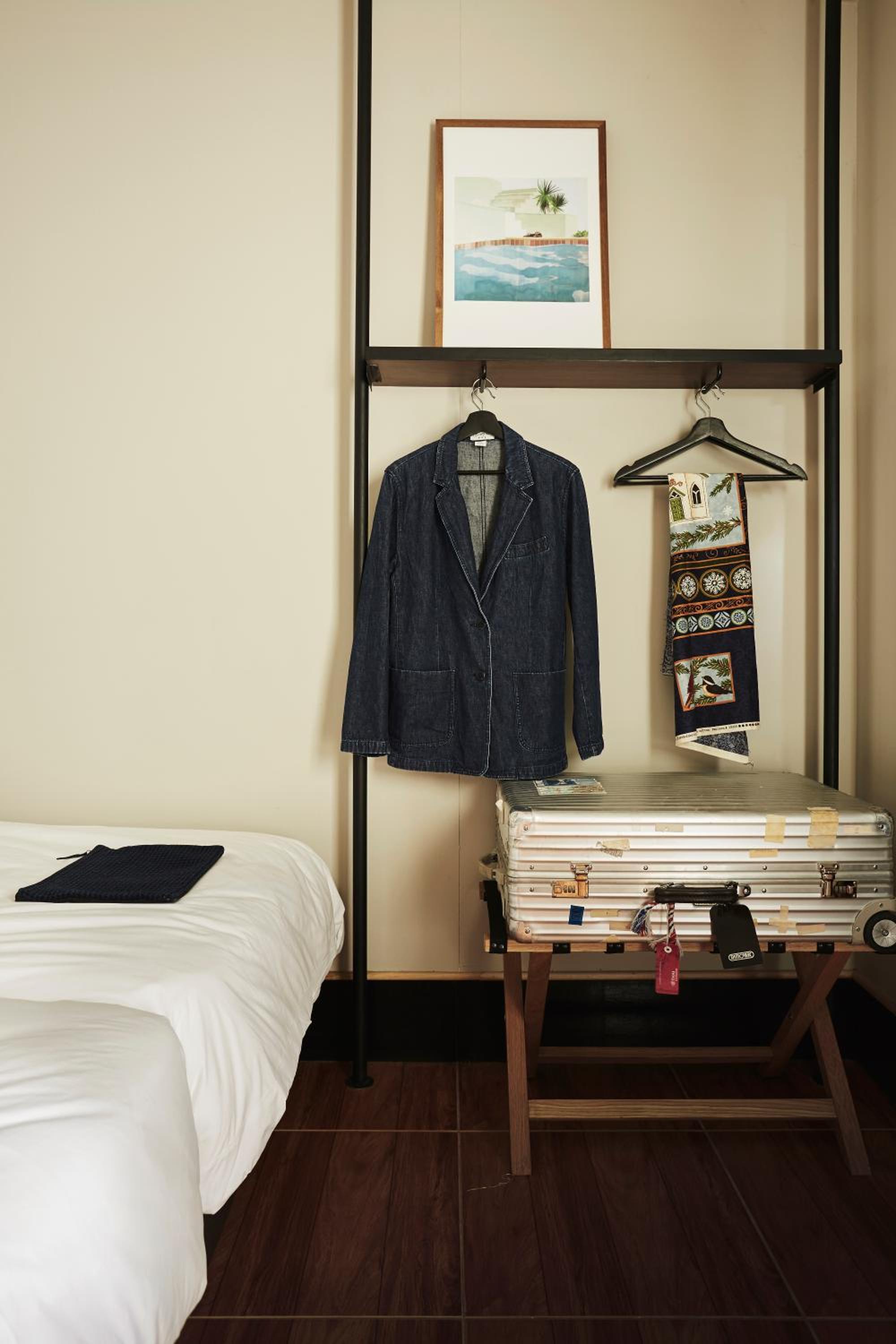 Josh Hotel 22