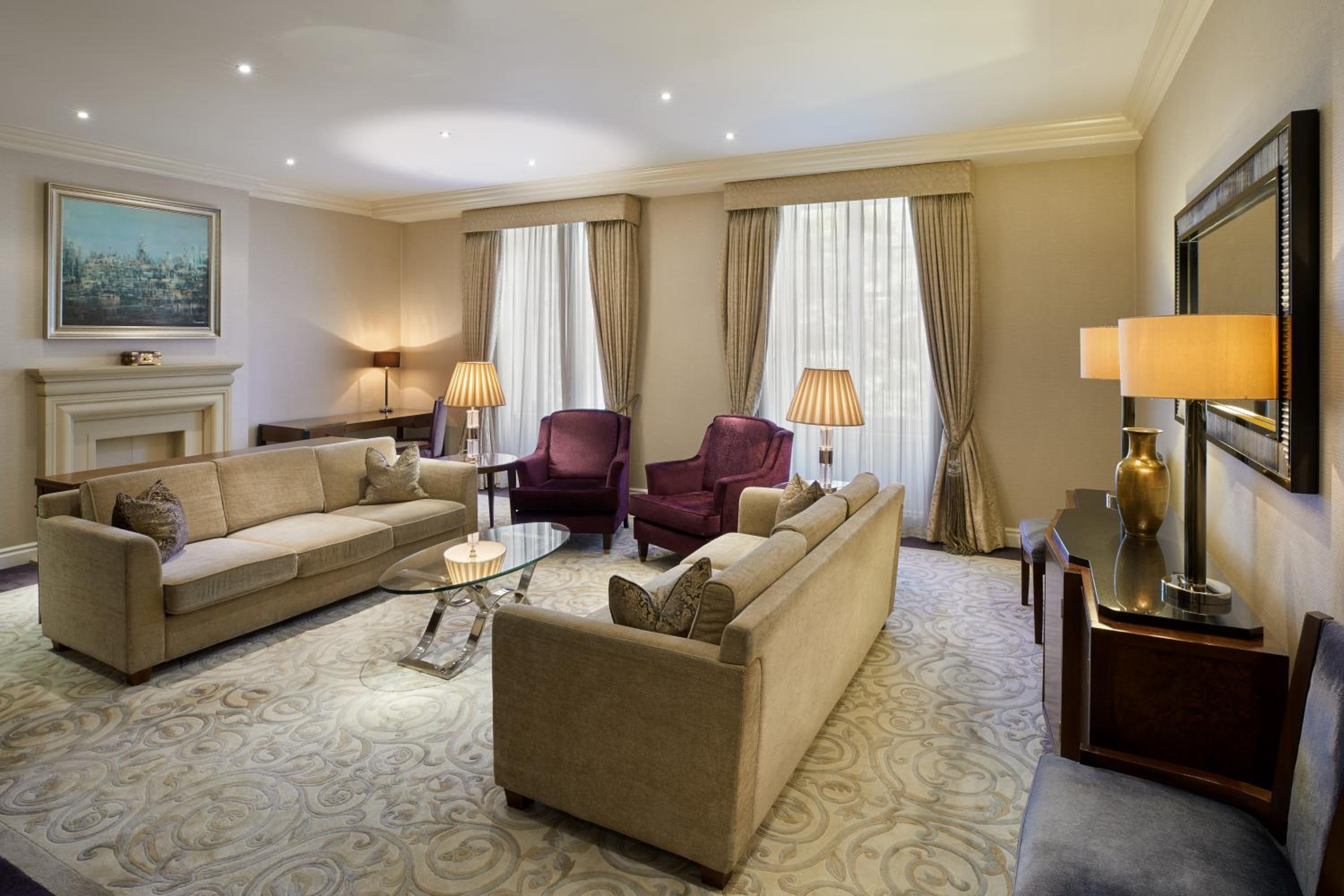 The Landmark London 37