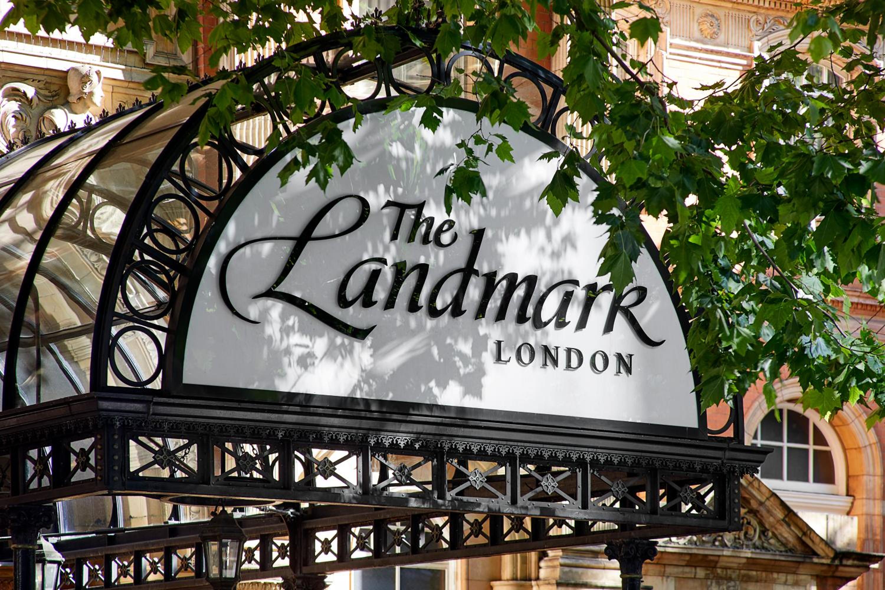 The Landmark London 13