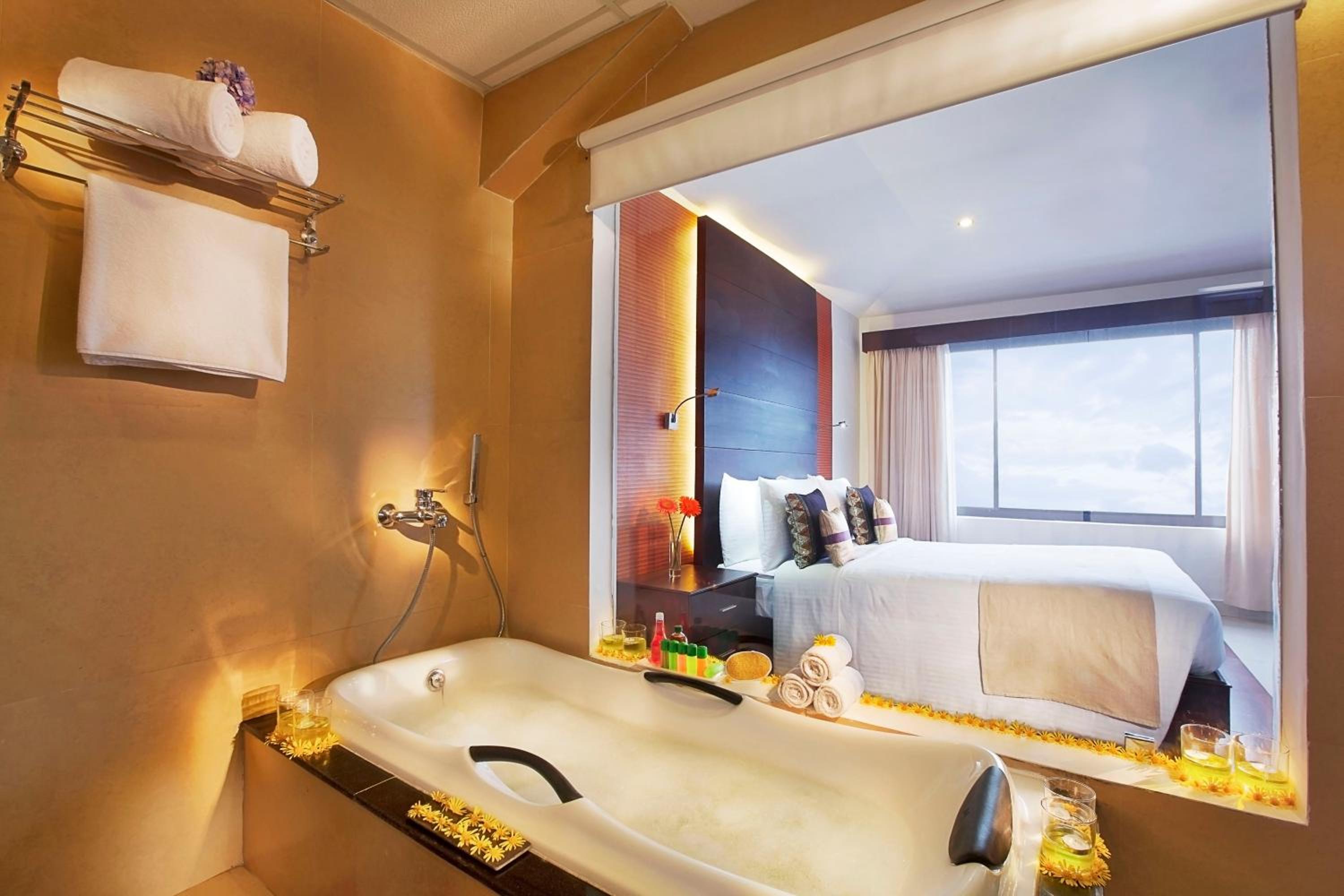 Jacuzzi