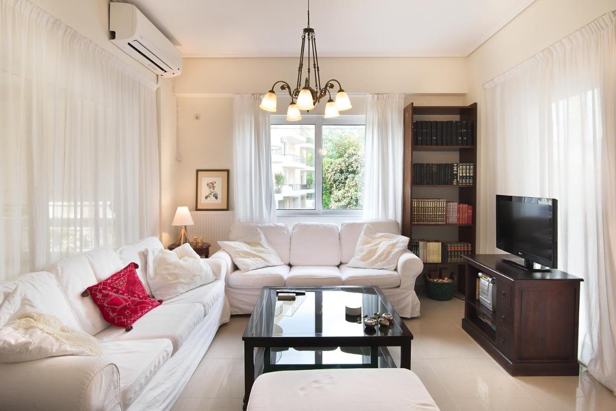 Explore Kalamata From a Brand New Apartment photo 1