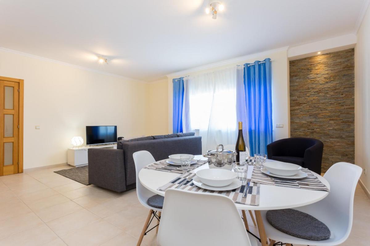 Pedros Apartment by Seewest