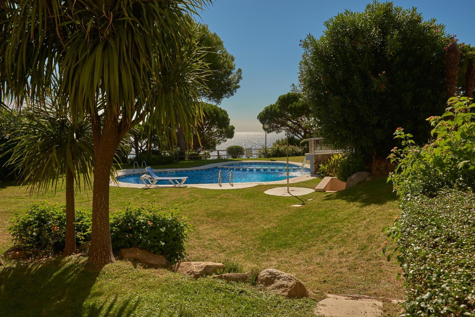 Residence Velas Garden Pool Suite photo 1