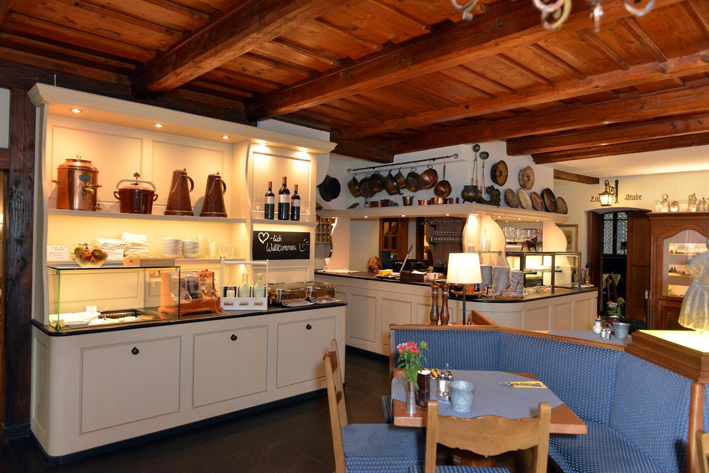 restaurant