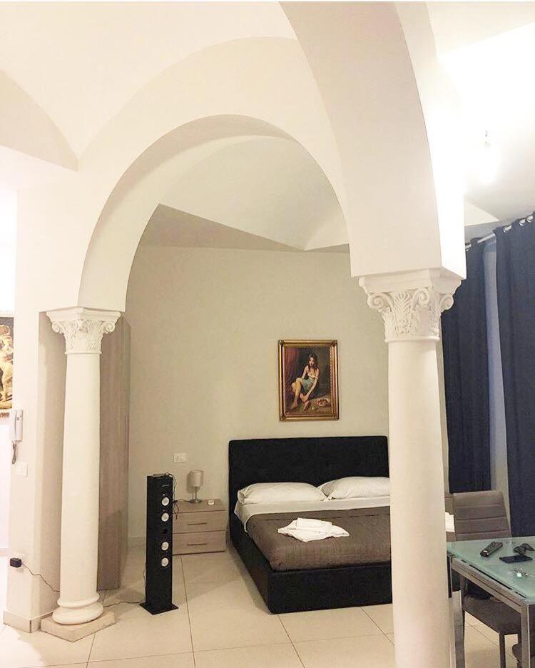 Carolina's Home — Naples