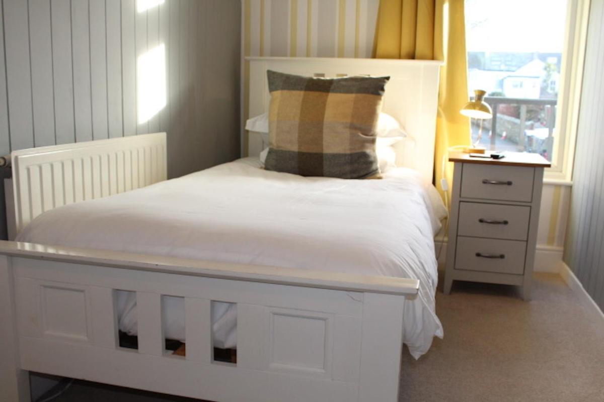 Camelot Guest House