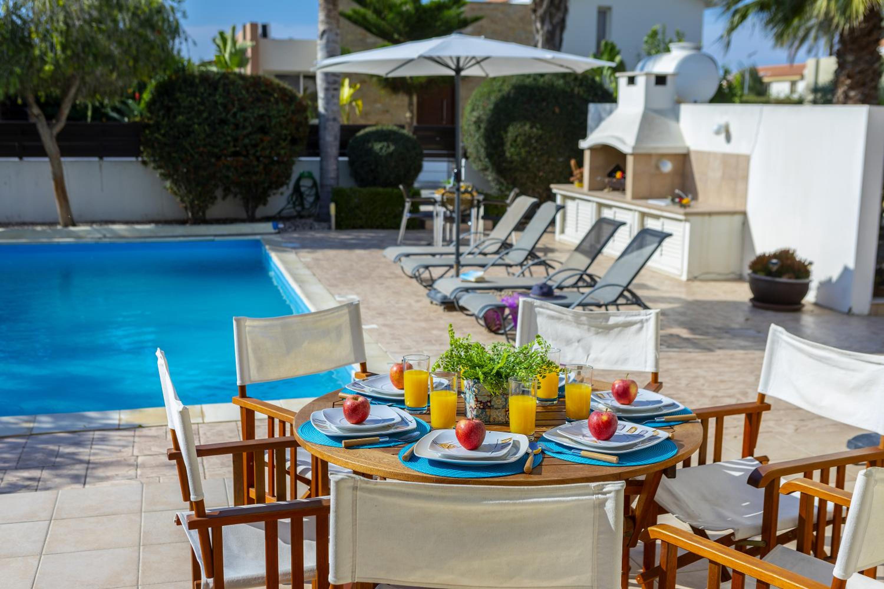 Larnaca Villa Anthea 12 view 3
