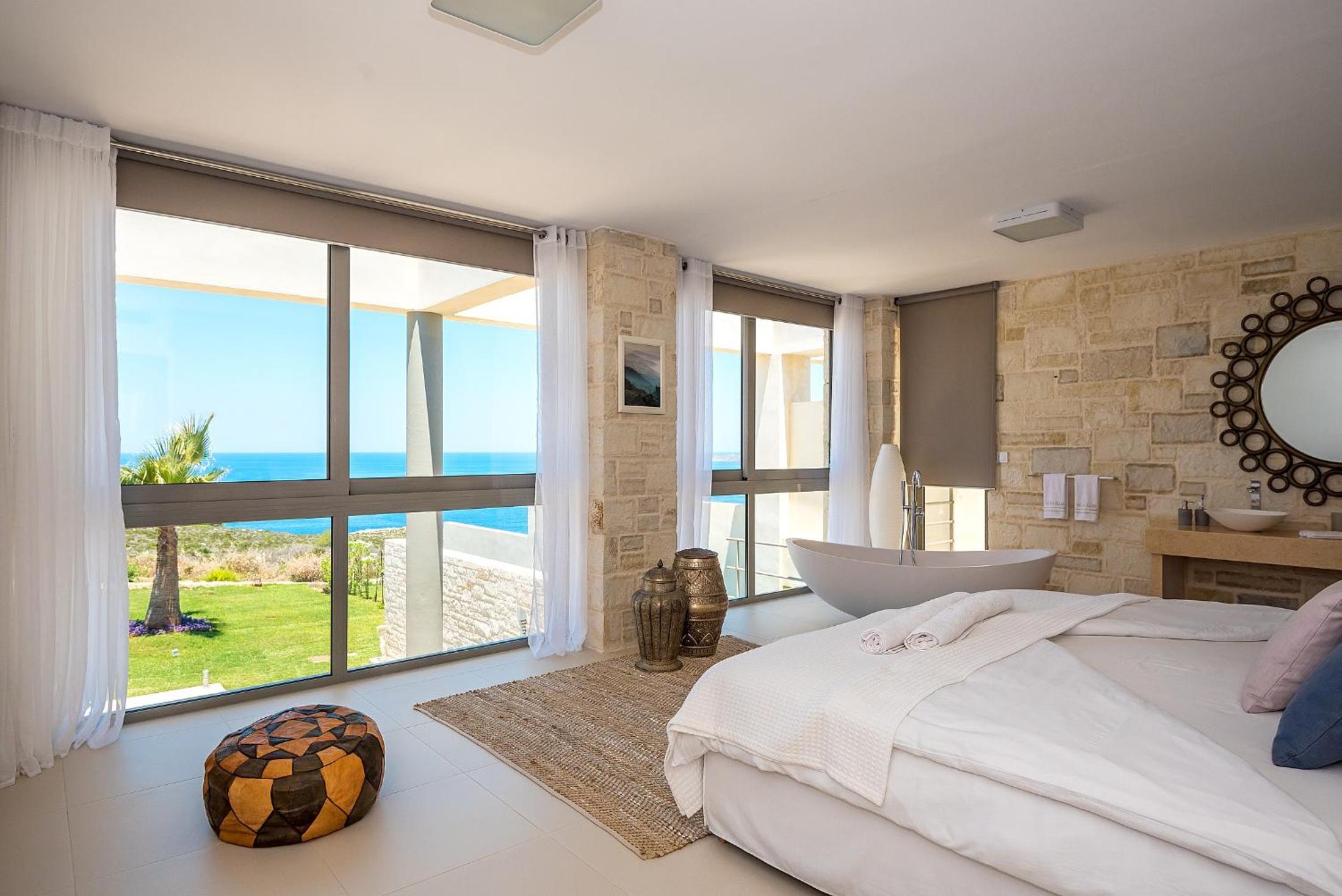 Elias Luxury Villa