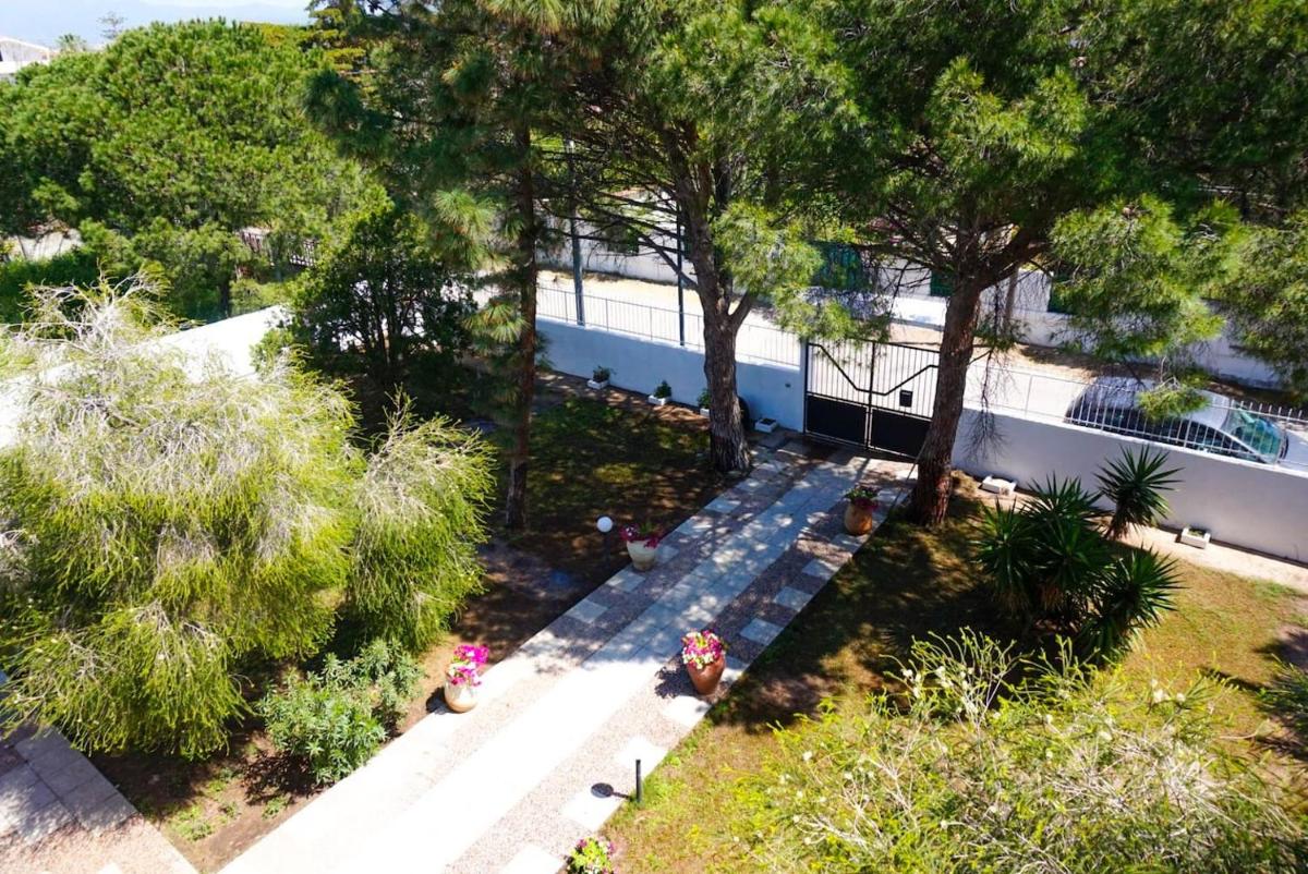 Villa Aurelia - Modern Seafront Studio Apartment