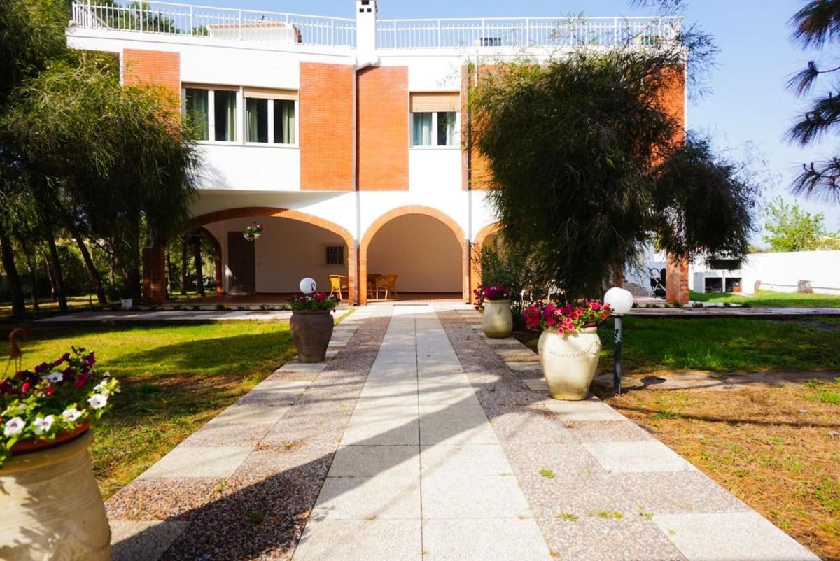 Villa Aurelia - Modern Seafront Studio Apartment