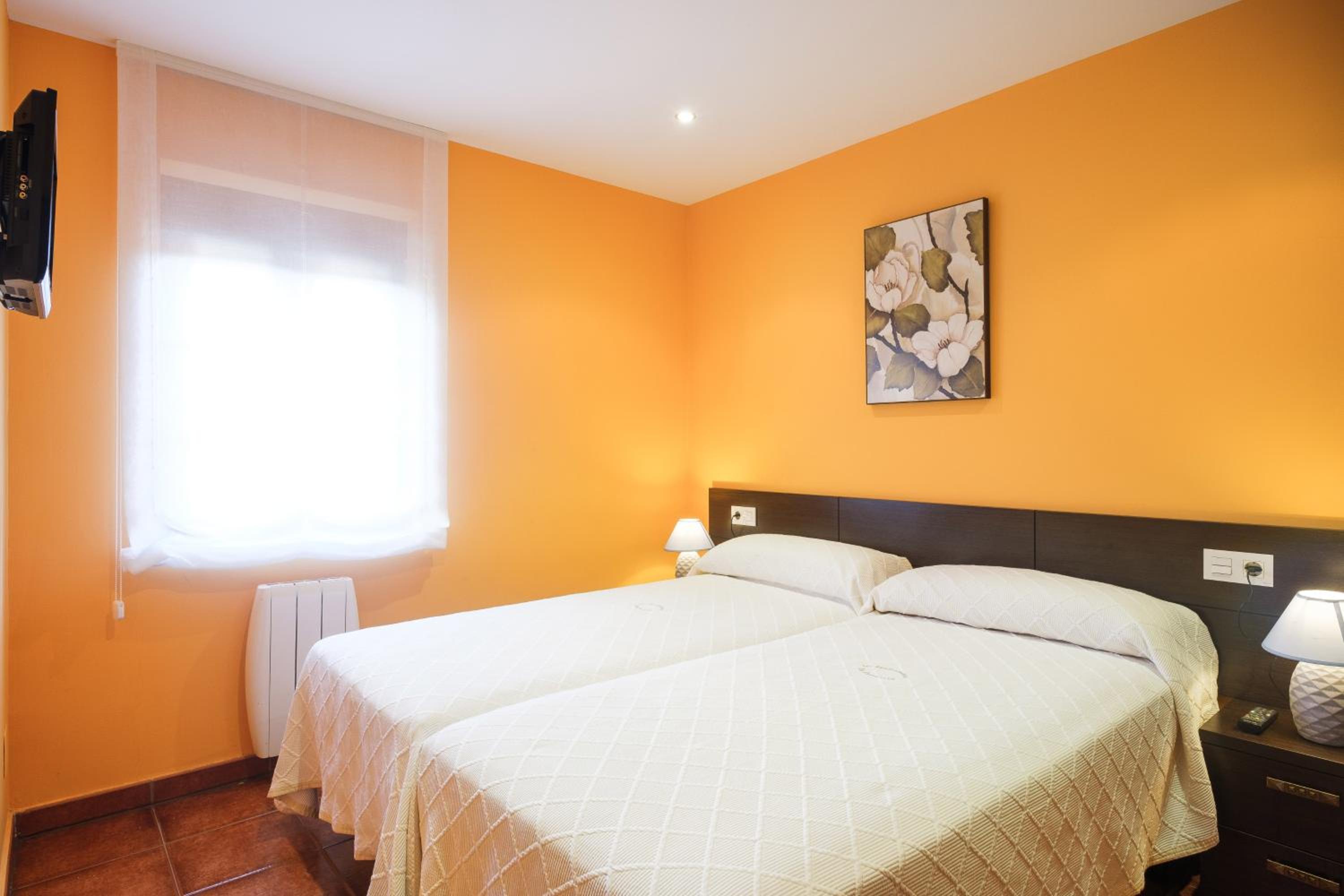 Herminia Apartments