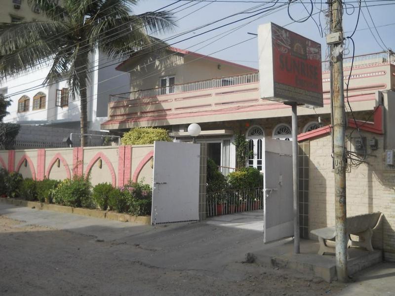 Sunrise Guest House Multan