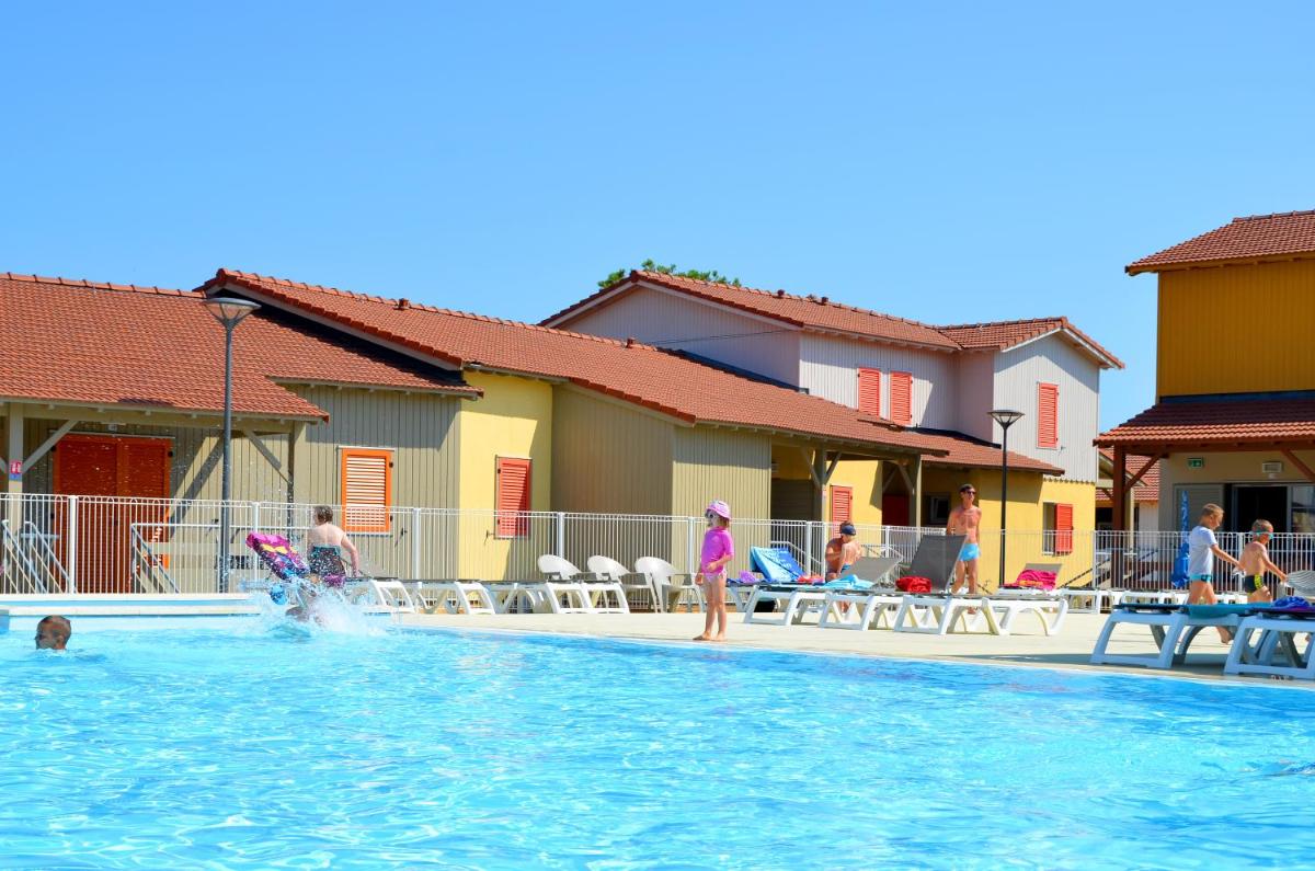 Lagrange Grand Bleu Vacances – Residence La Grenadine