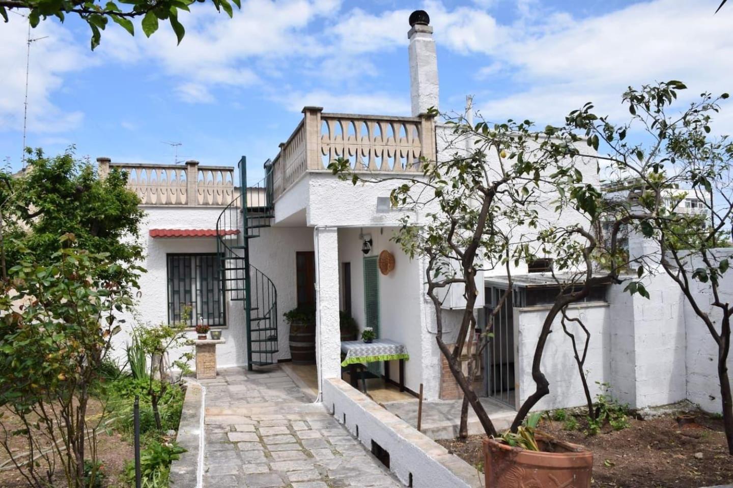 Tonia's mansion