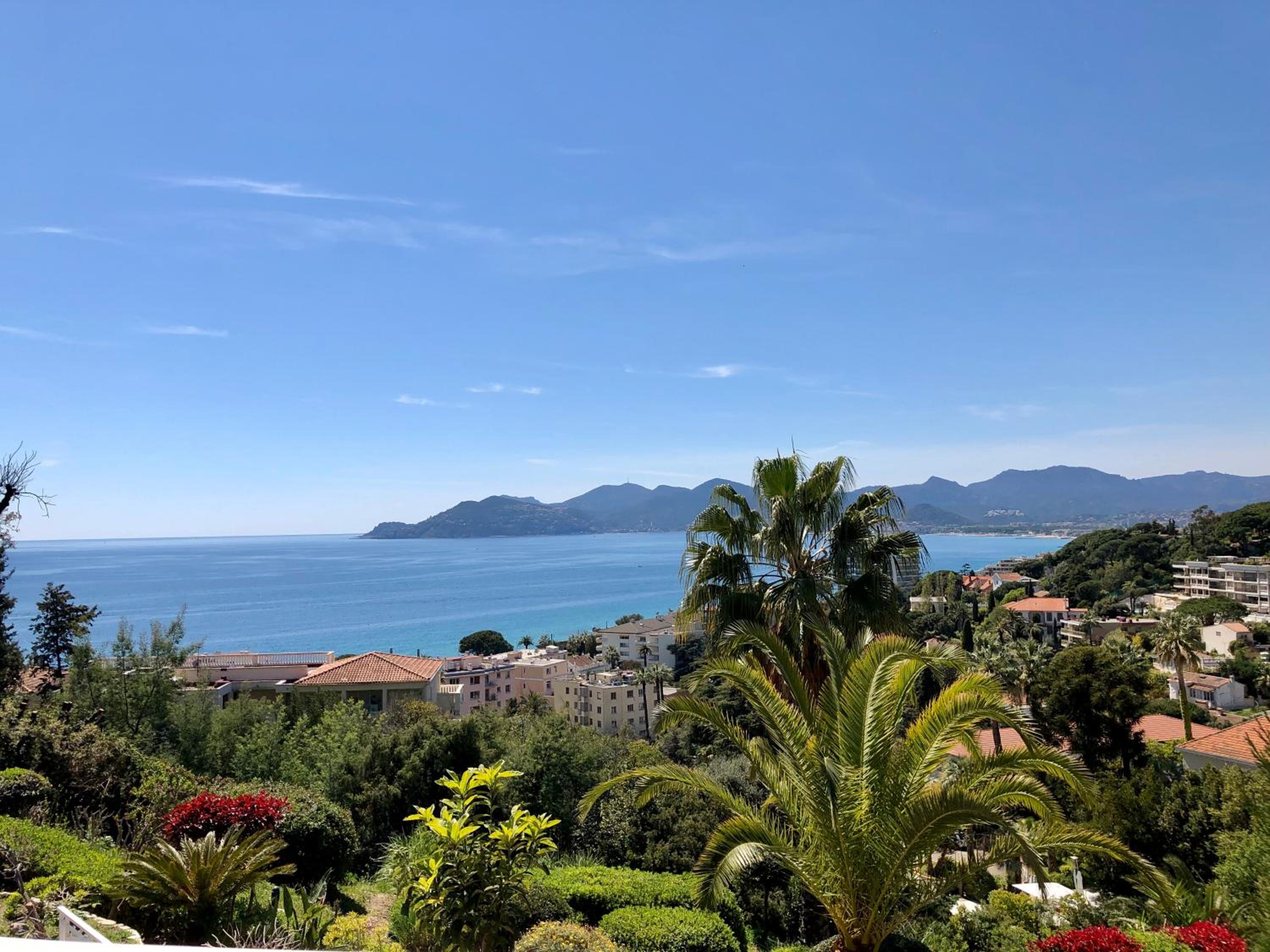 T2 superbe vue mer Cannes photo 1