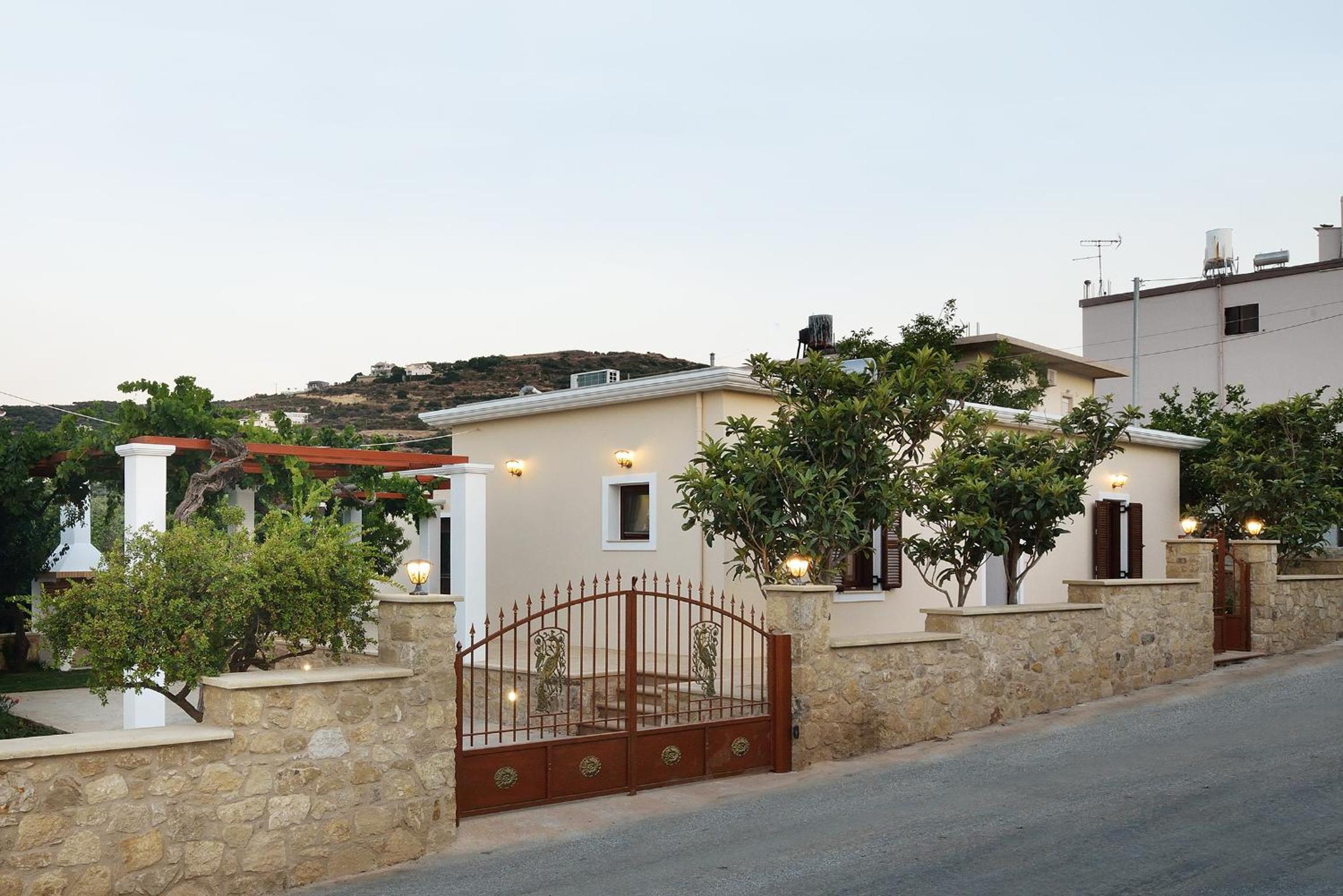 Anna 's House - Garden Cottage in Kissamos photo 1
