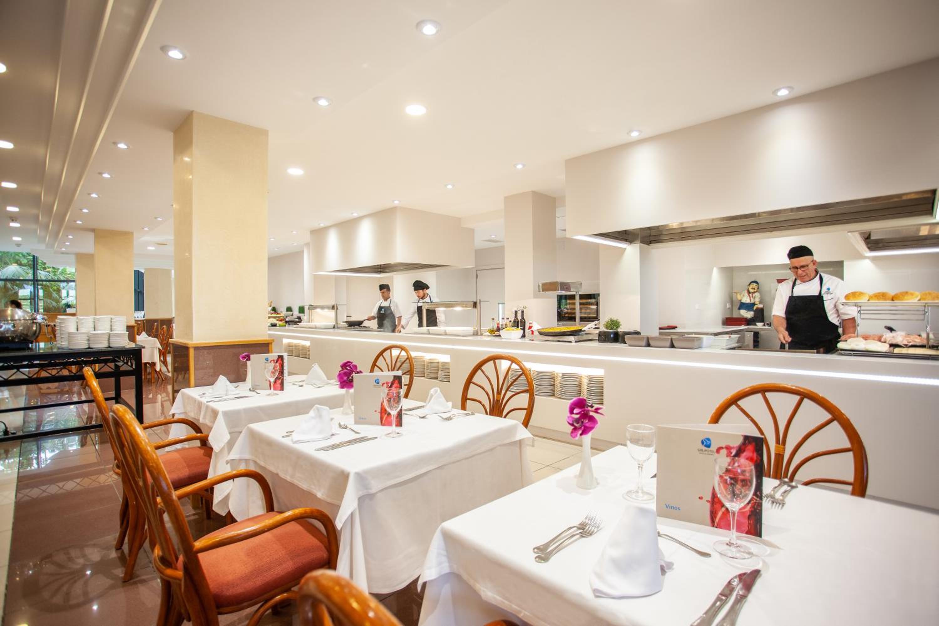 restaurant