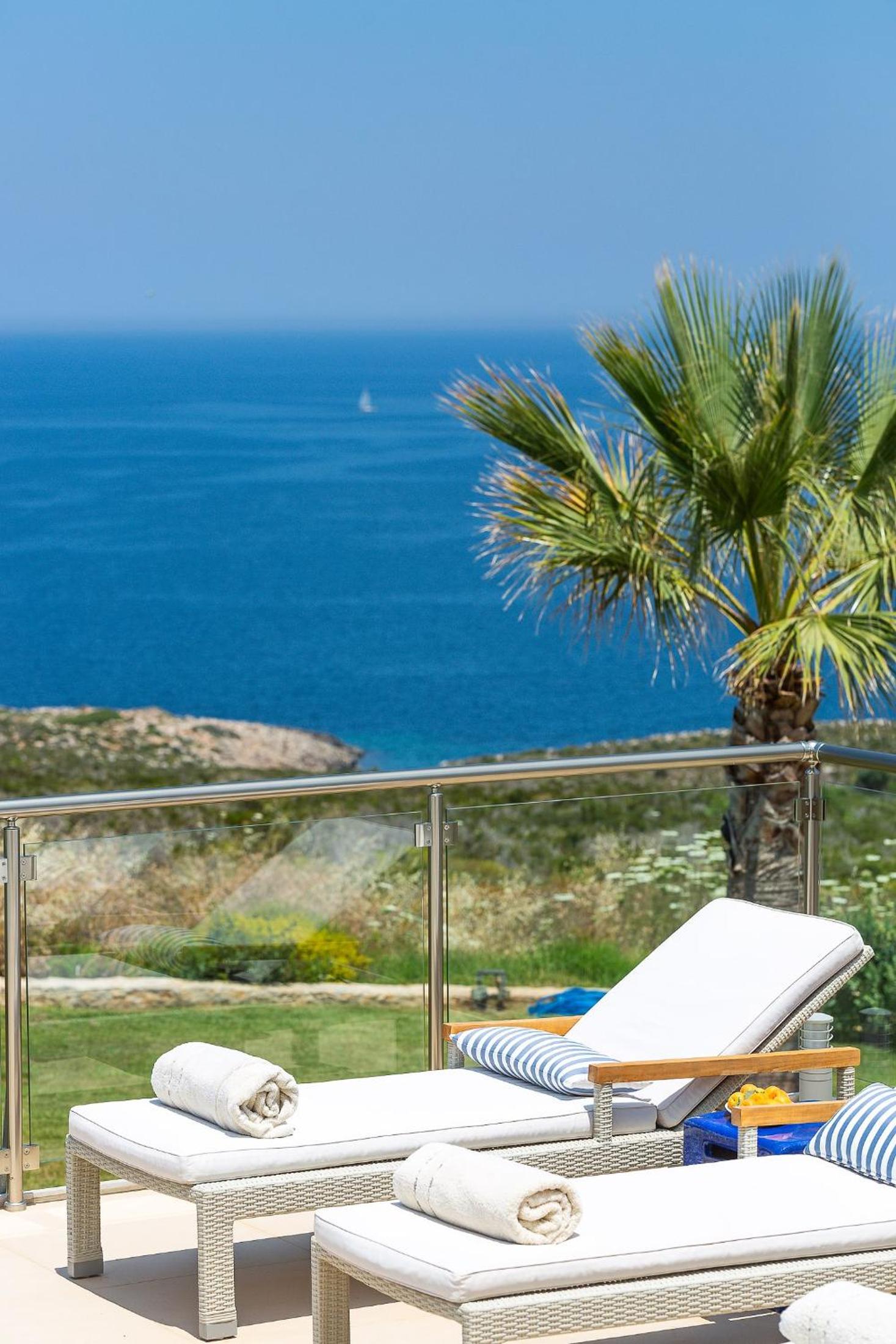 Elias Luxury Villa