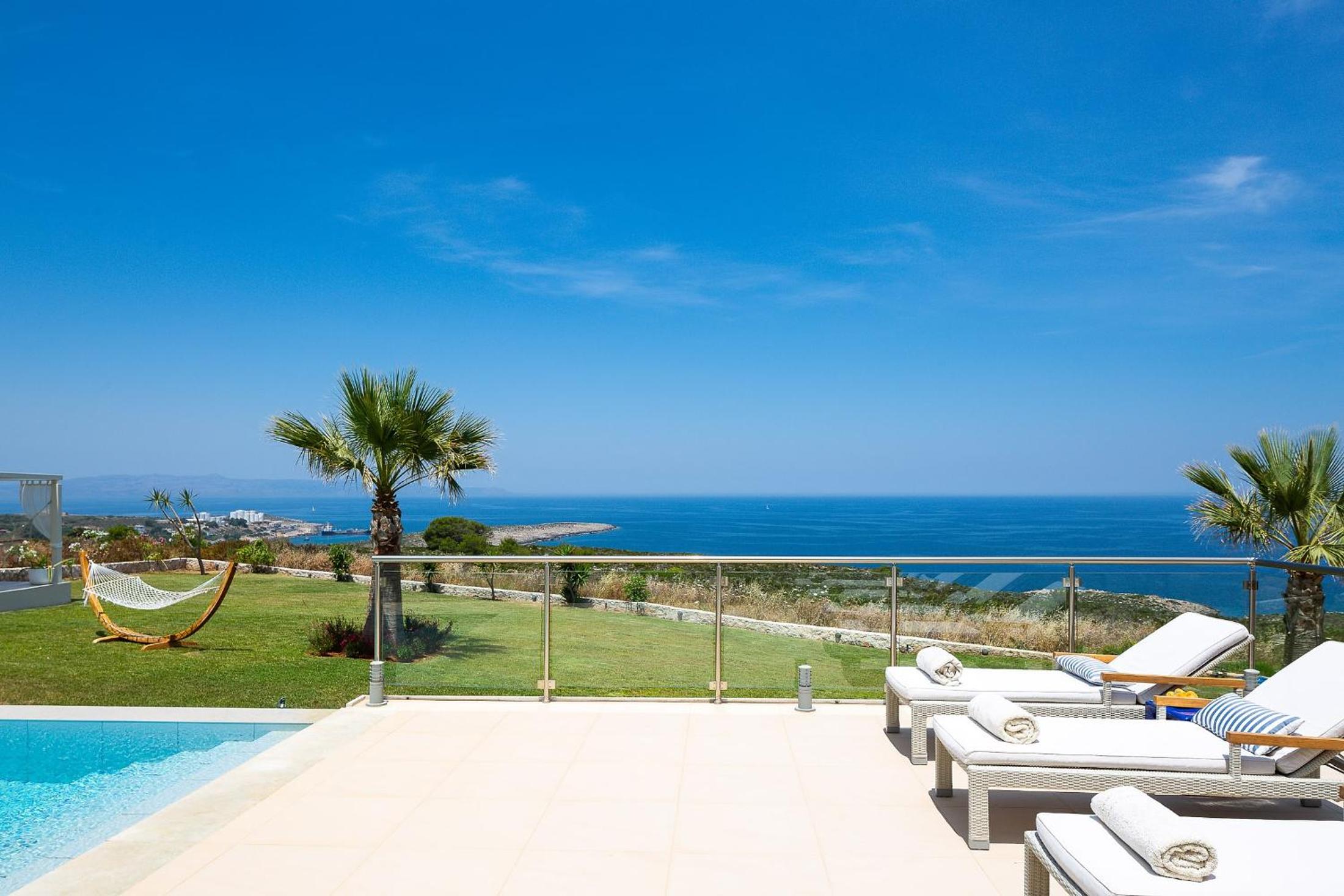 Elias Luxury Villa