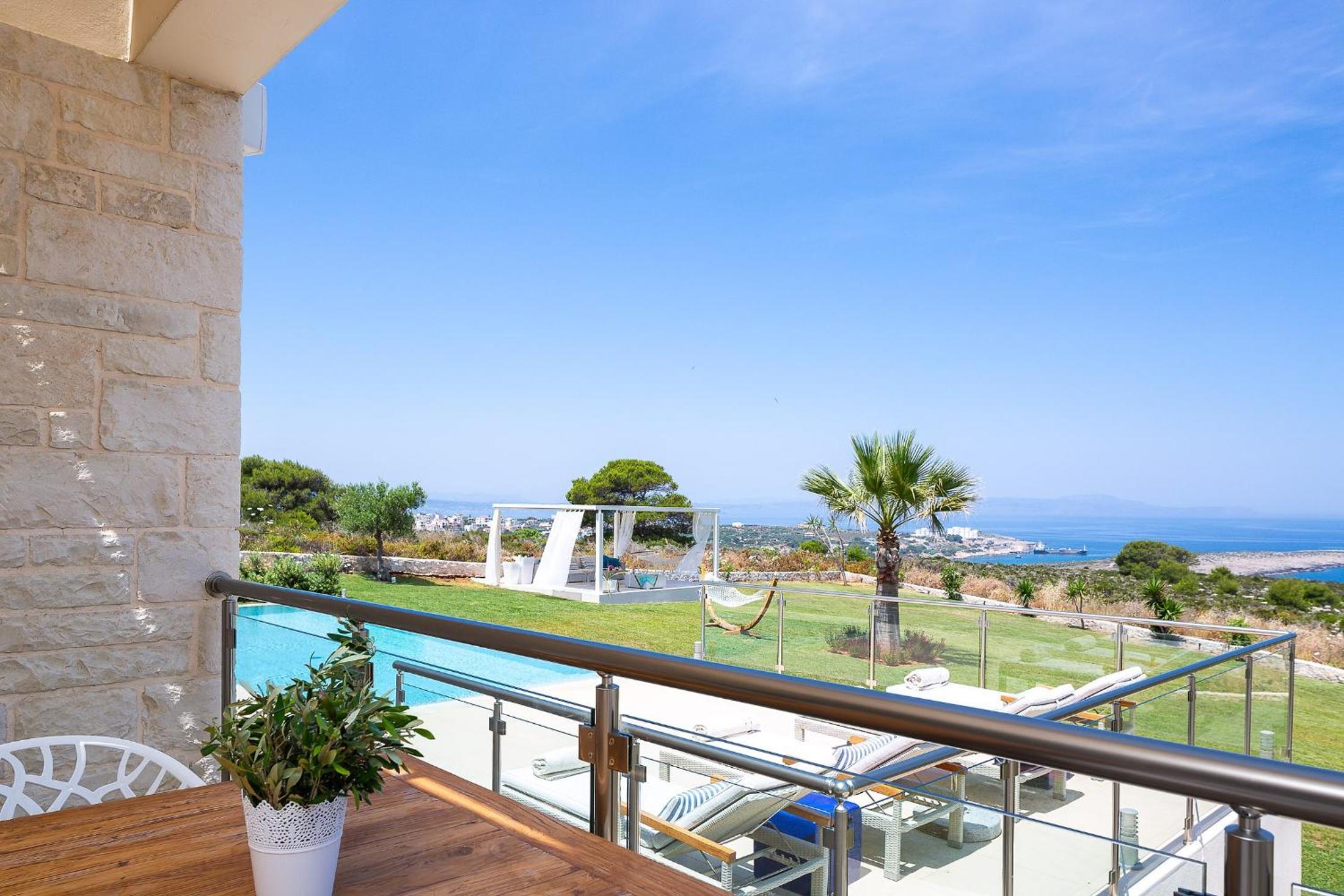 Elias Luxury Villa