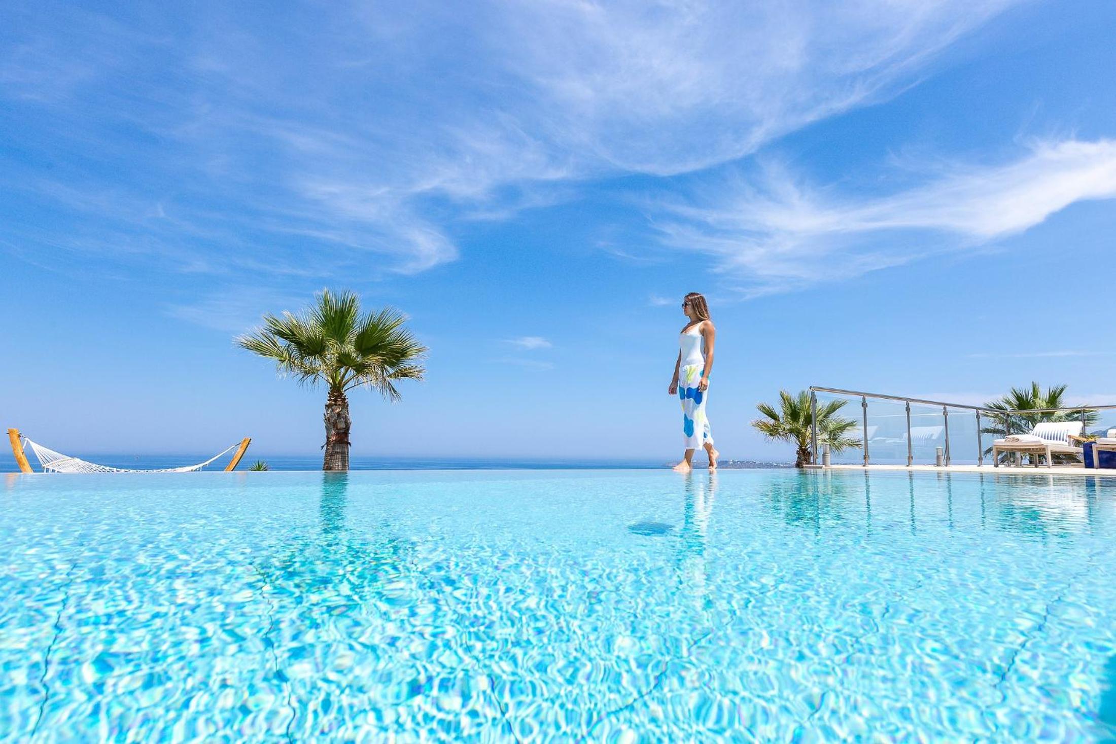 Elias Luxury Villa