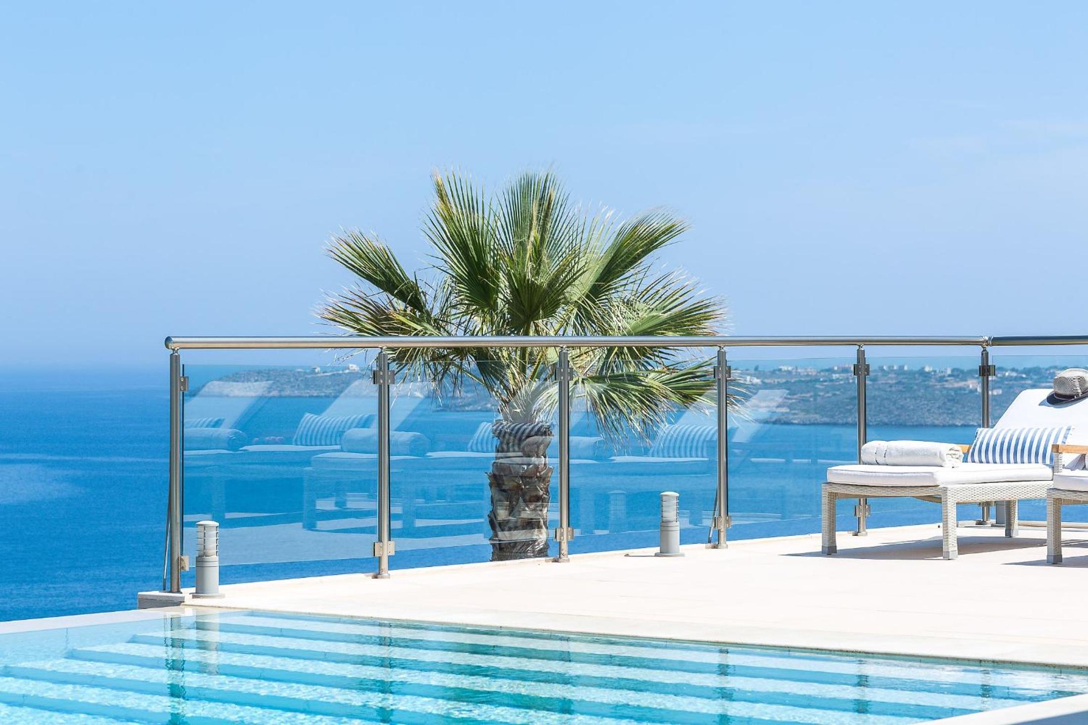 Elias Luxury Villa