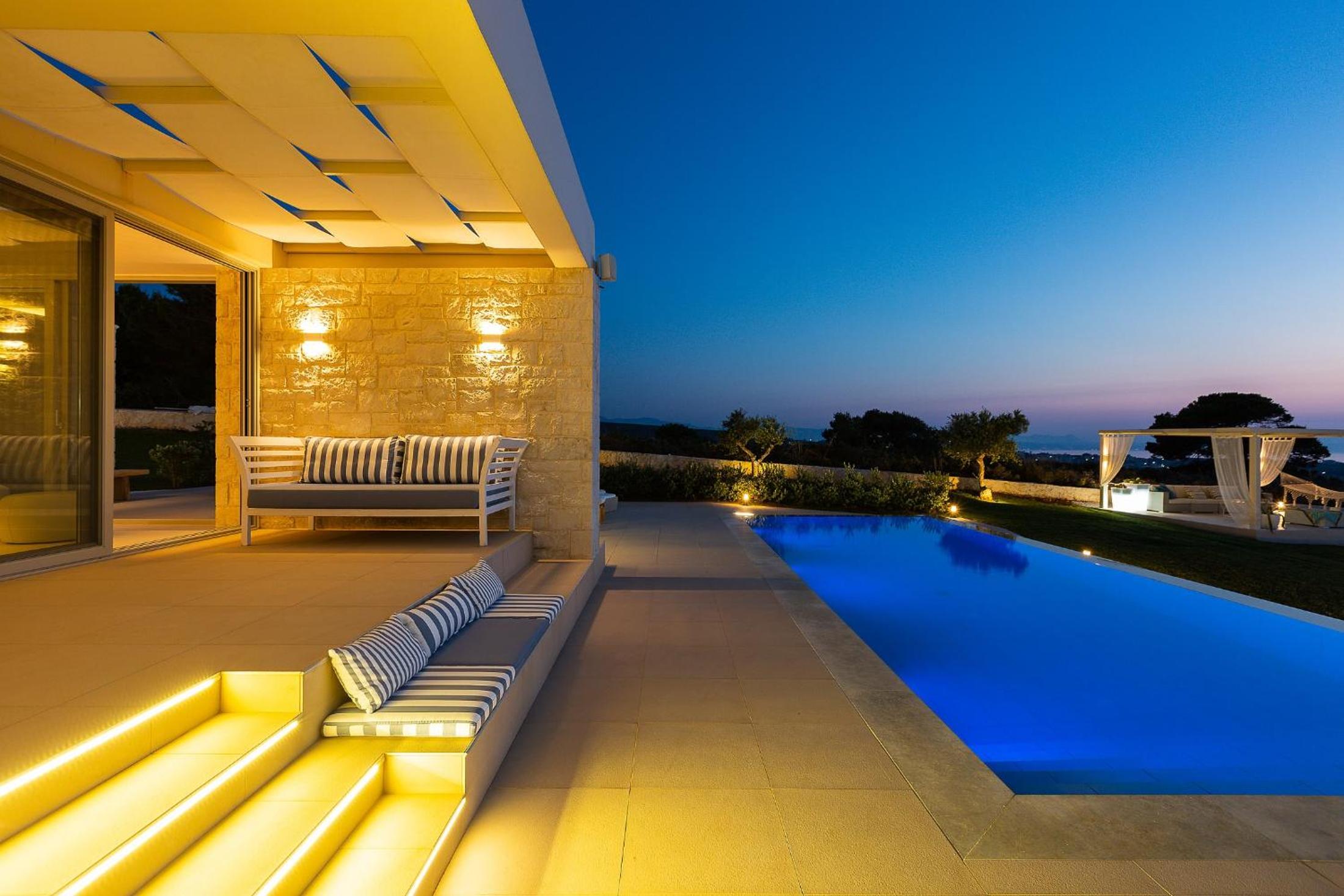 Elias Luxury Villa