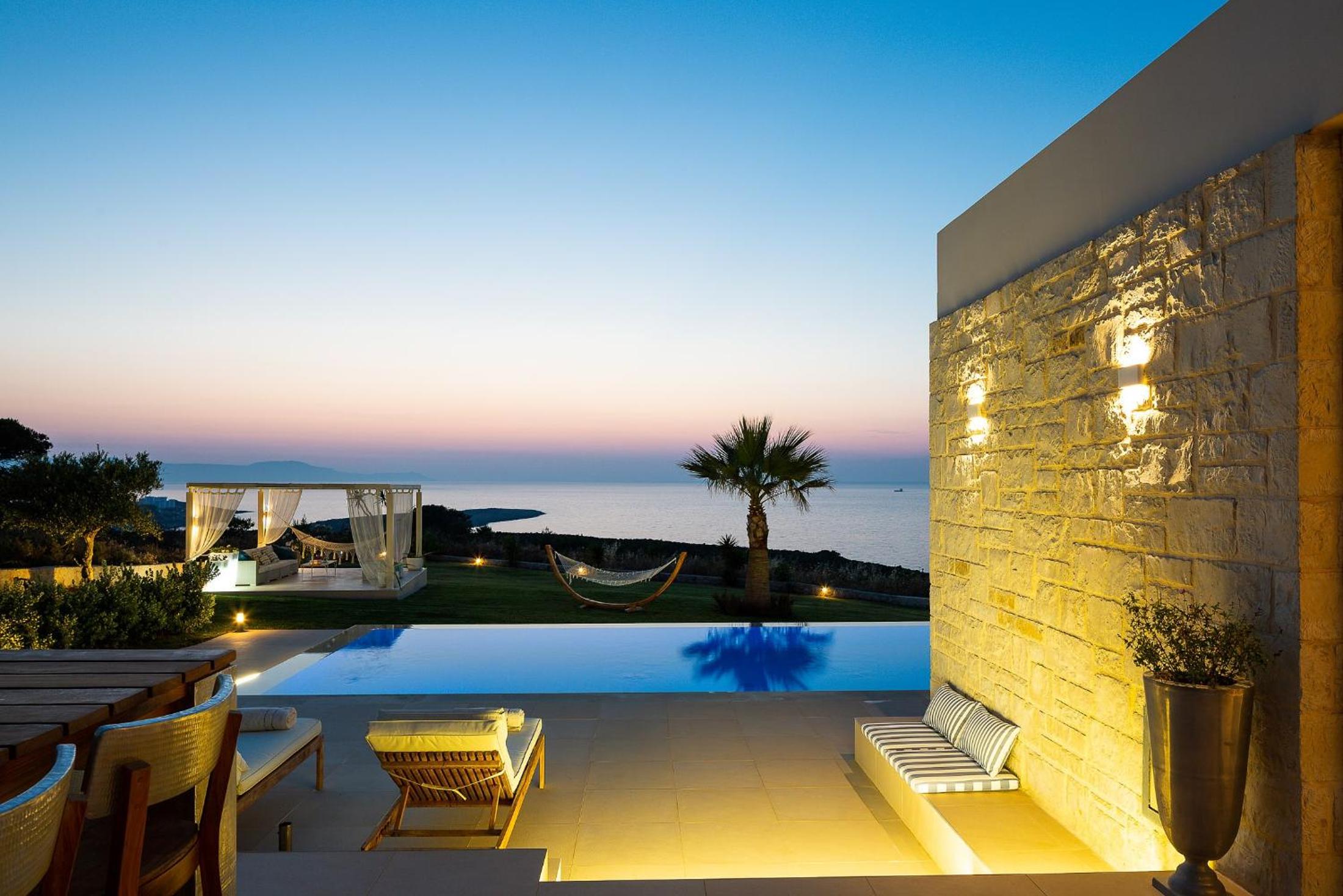 Elias Luxury Villa
