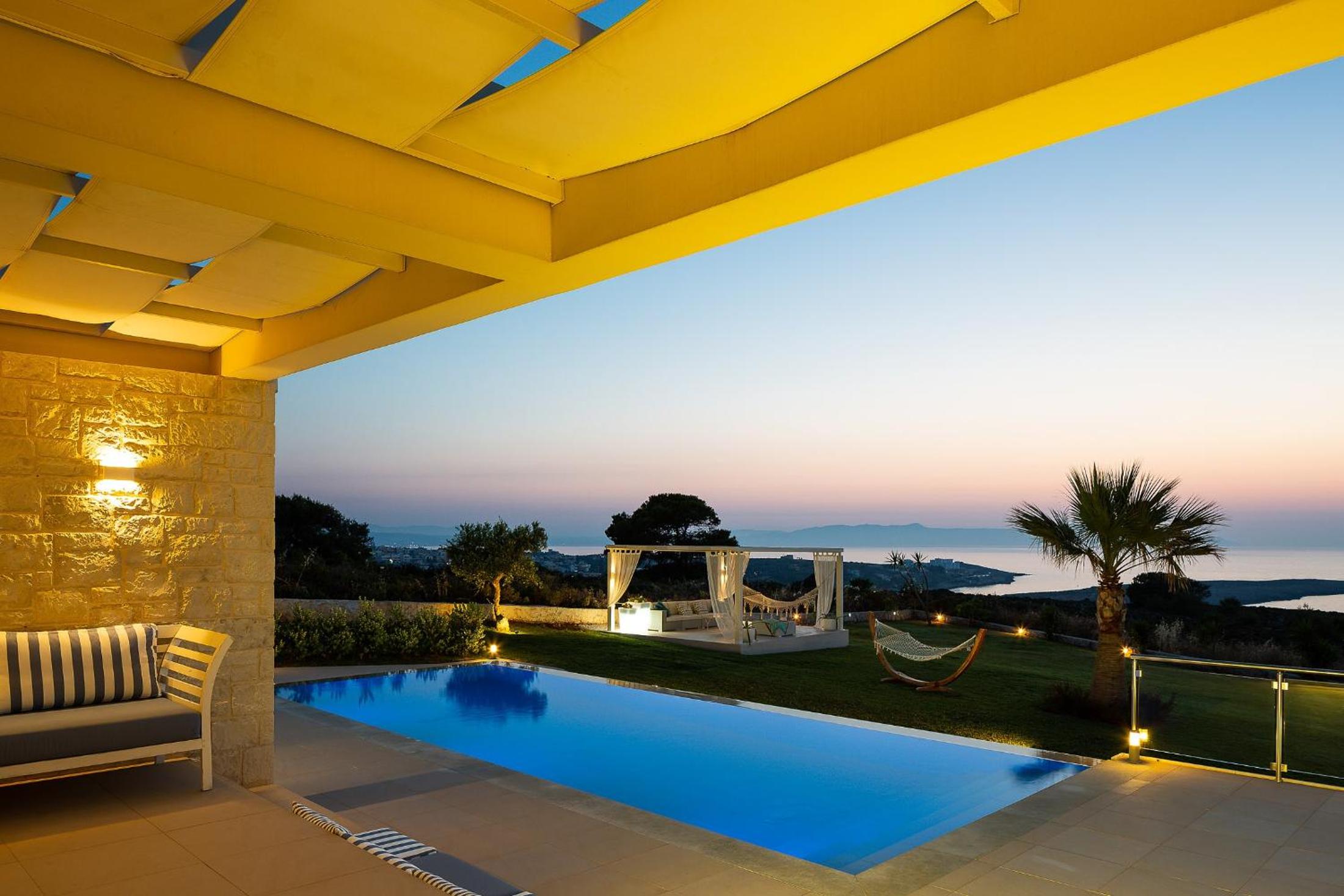 Elias Luxury Villa