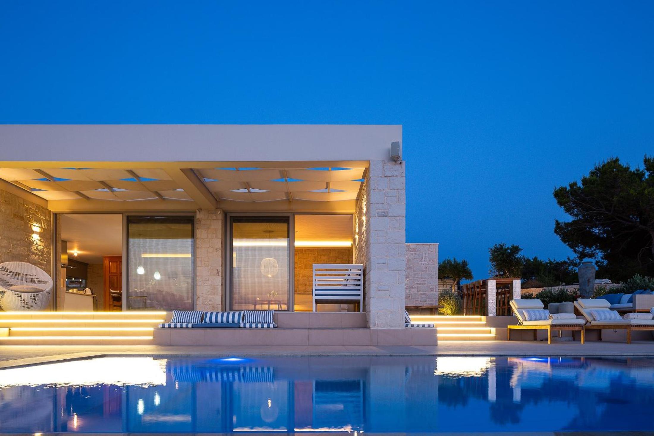 Elias Luxury Villa