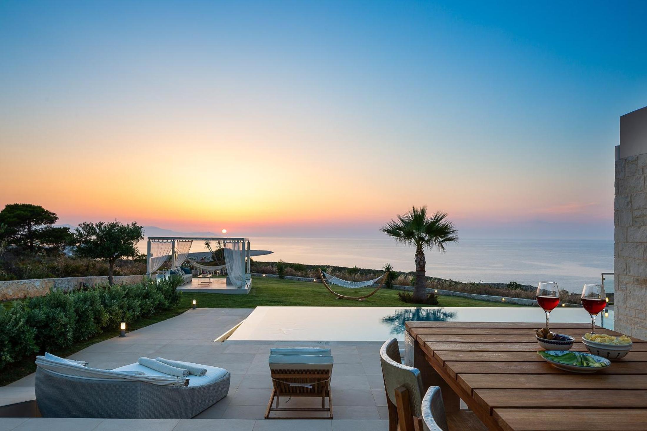 Elias Luxury Villa