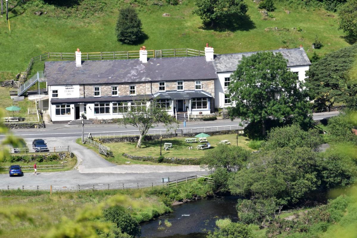 Bryn Tyrch Rooms