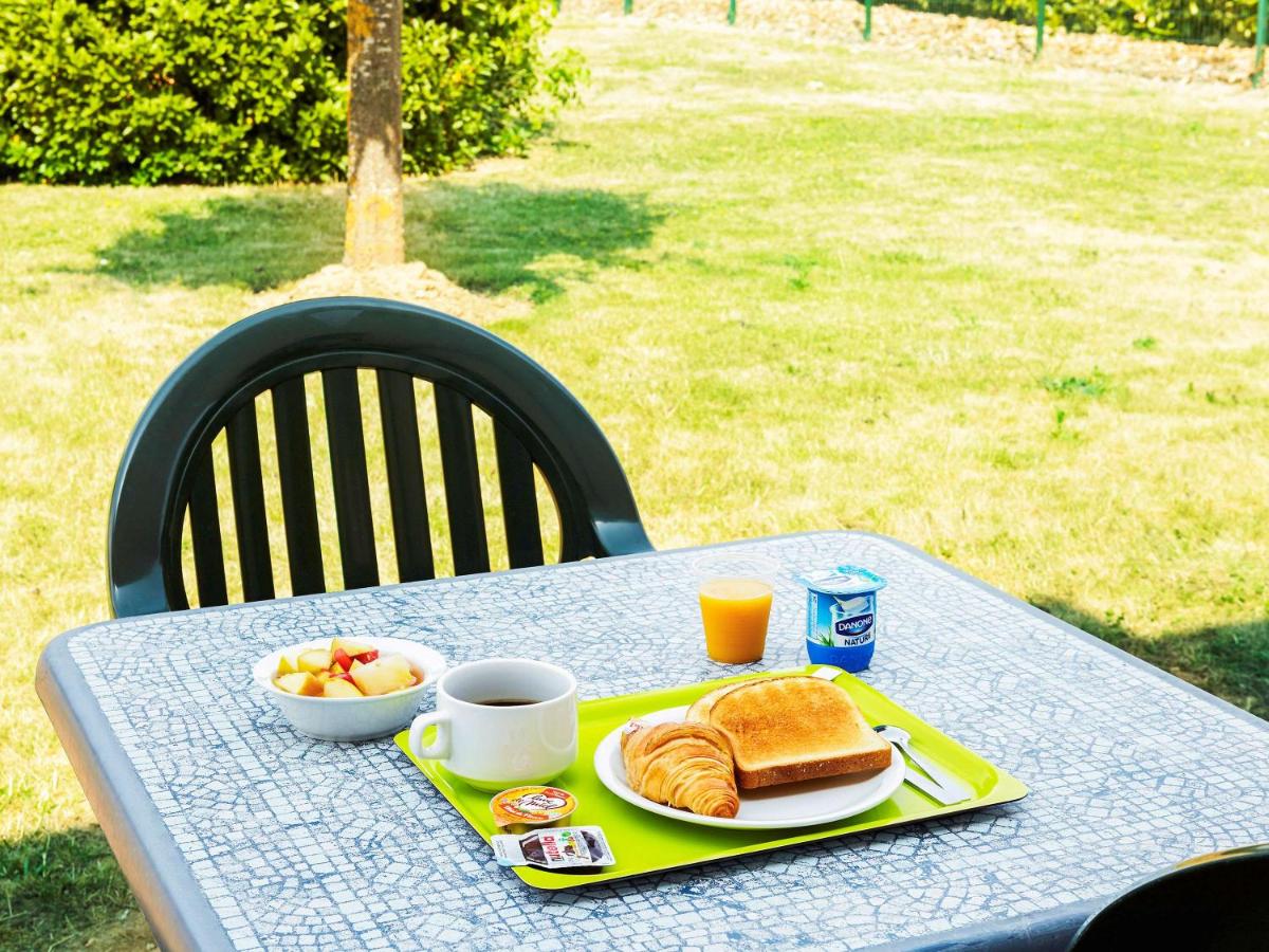outdoor BBQ area