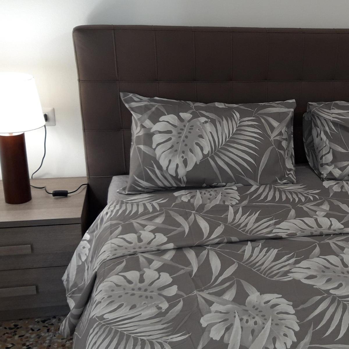 G&A Milan House CIR 03041 — Milan