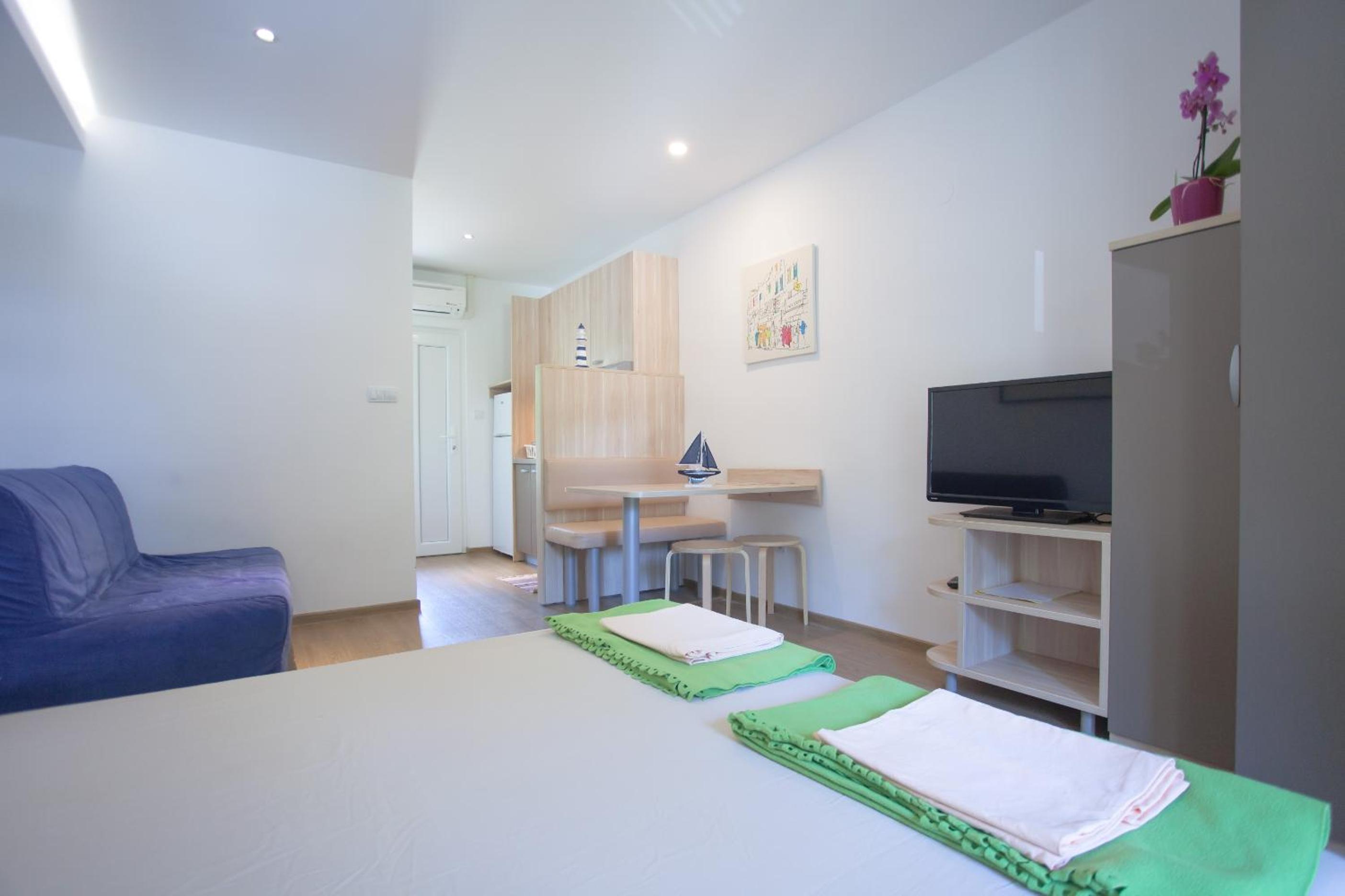 Studio apartment - seaview