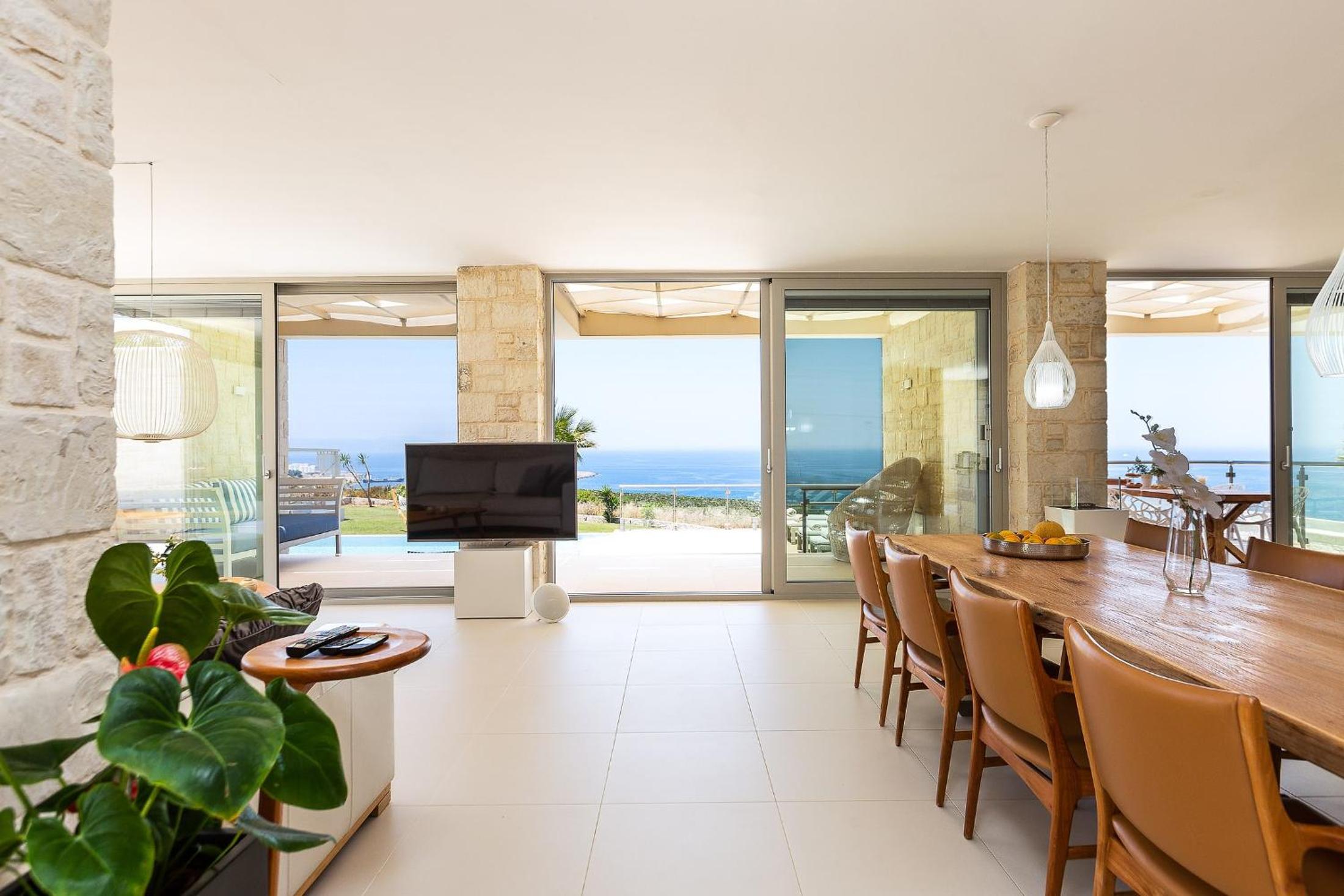 Elias Luxury Villa