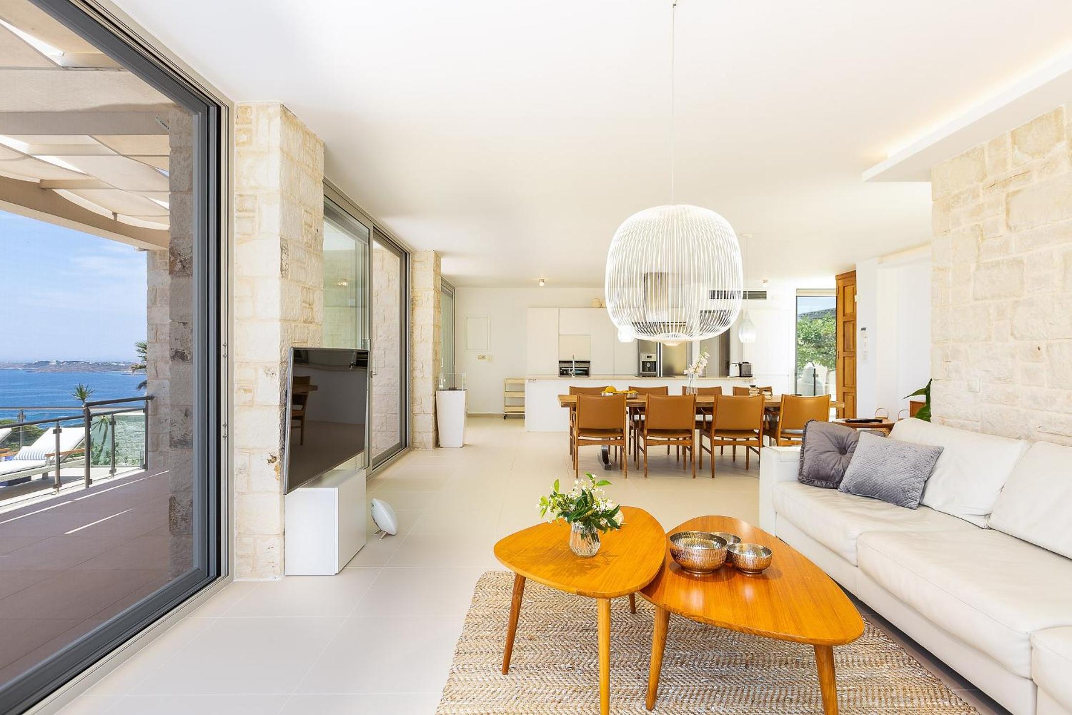 Elias Luxury Villa