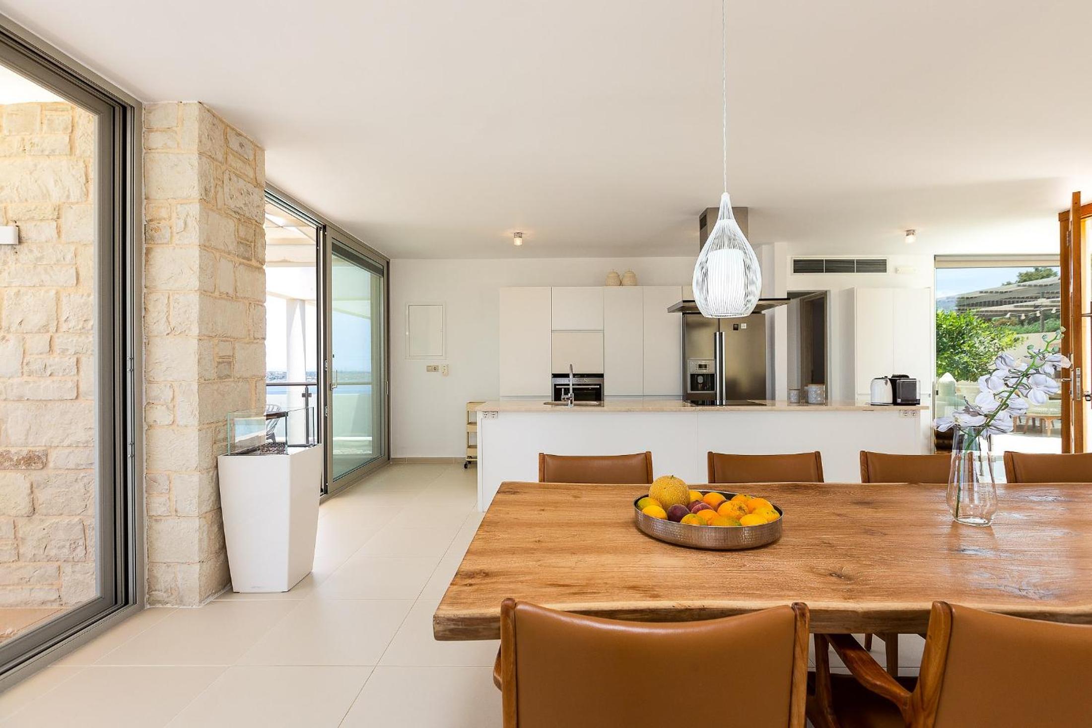 Elias Luxury Villa