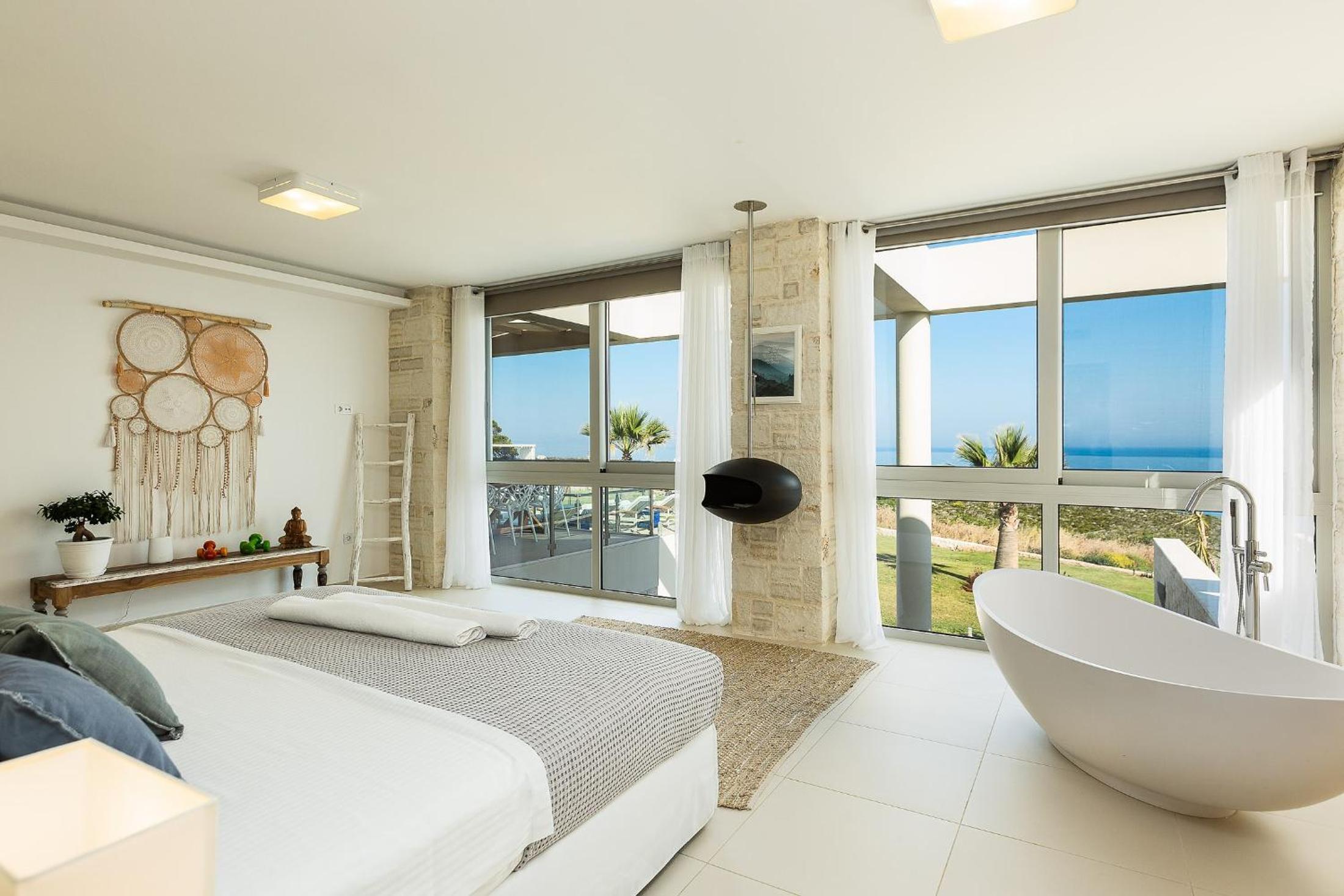 Elias Luxury Villa