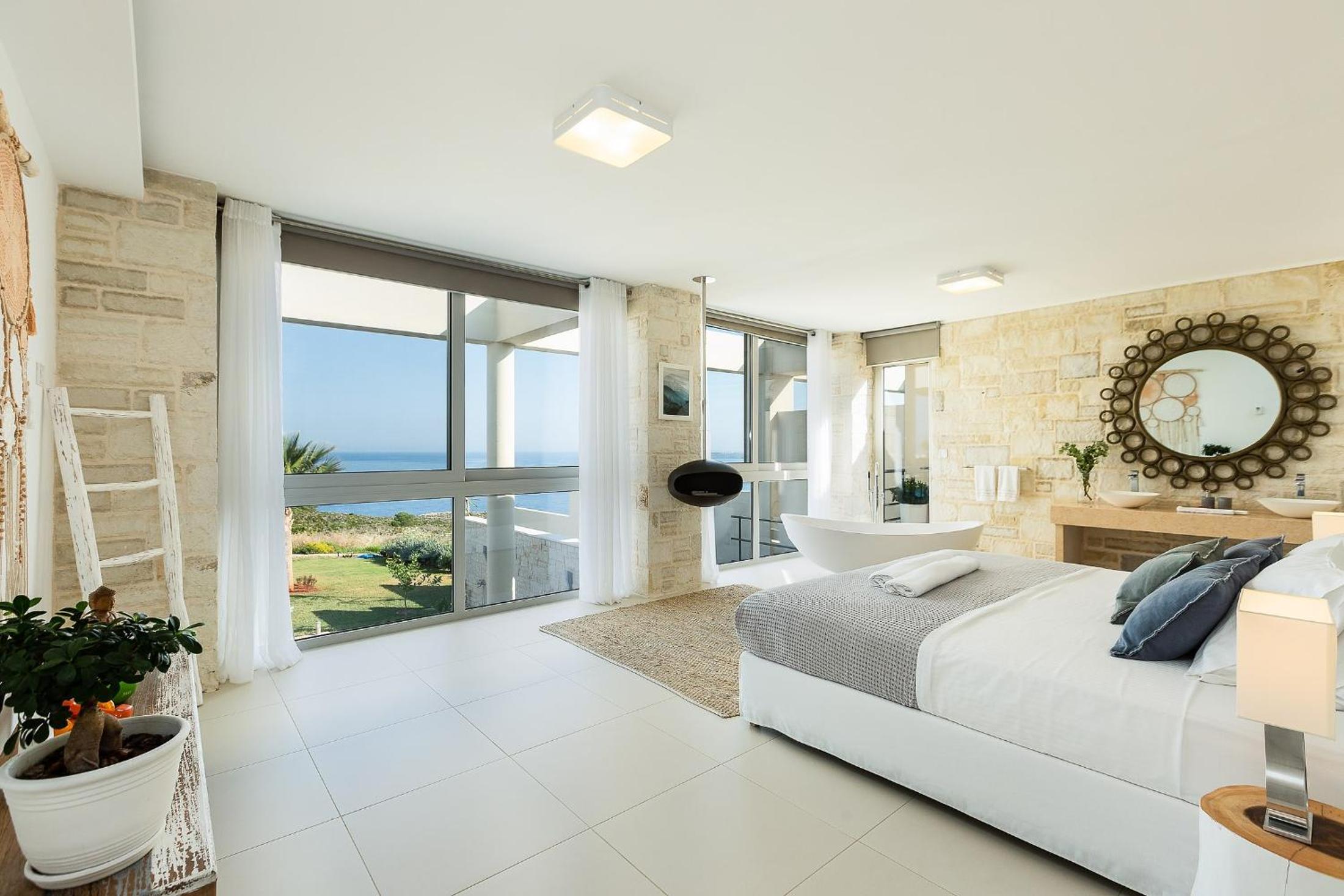 Elias Luxury Villa