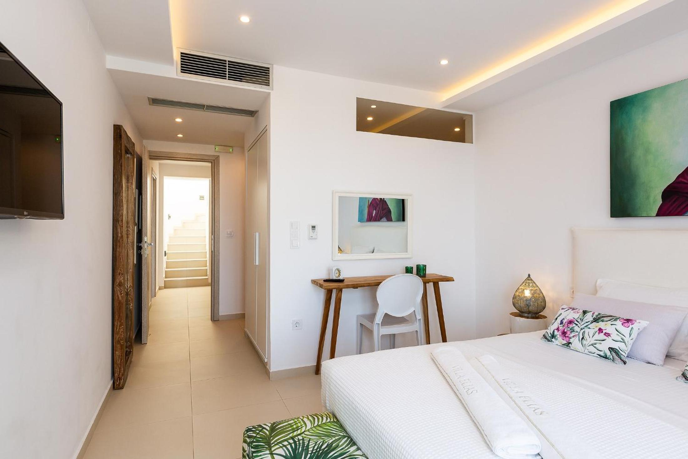 Elias Luxury Villa