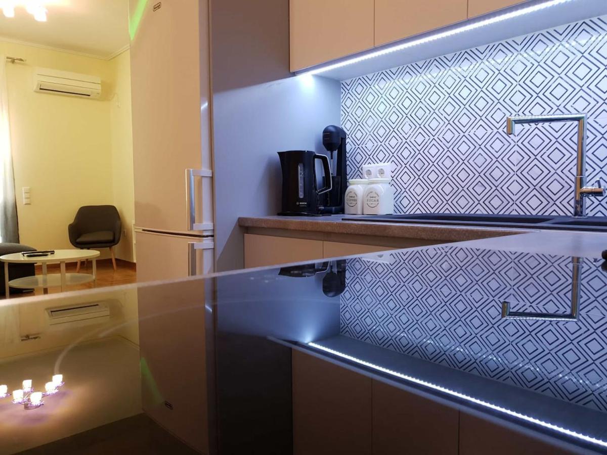 Kalamata House - Sunny and Modern Apartment with View!