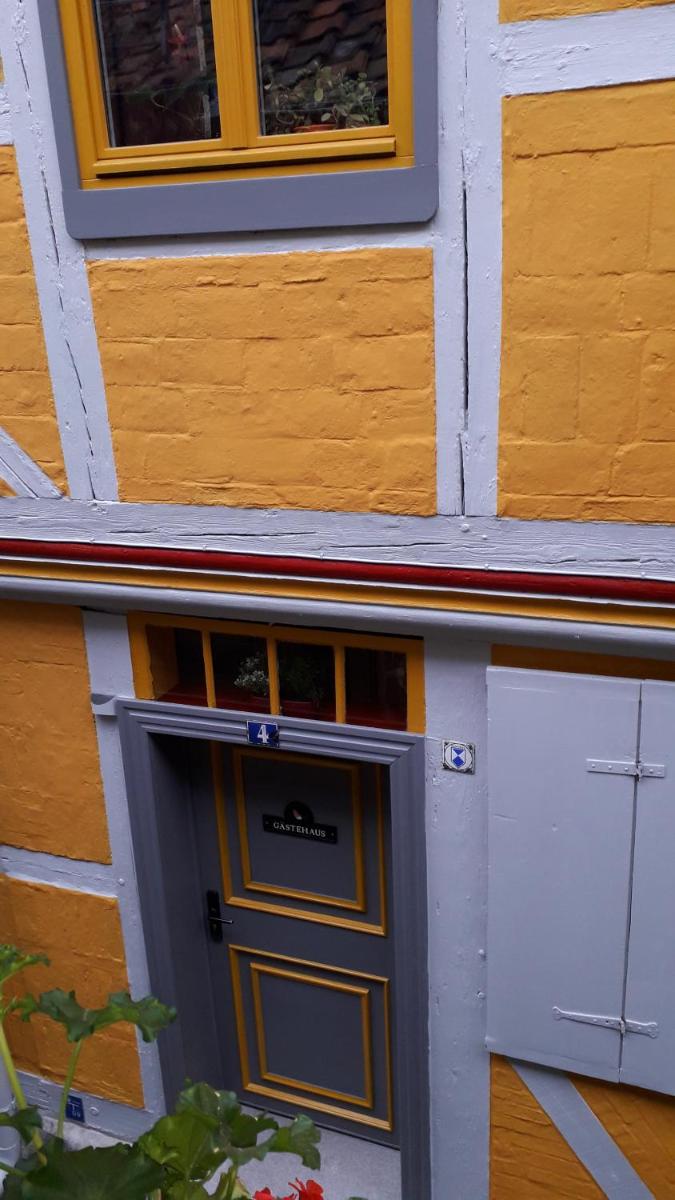 Fachwerkhotel - Ferienhäuser Vorhof zur Hölle