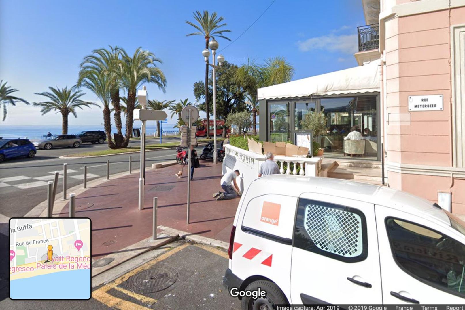 Apt 2-3 pces dans le Carre d Or a 290 m des plages photo 1